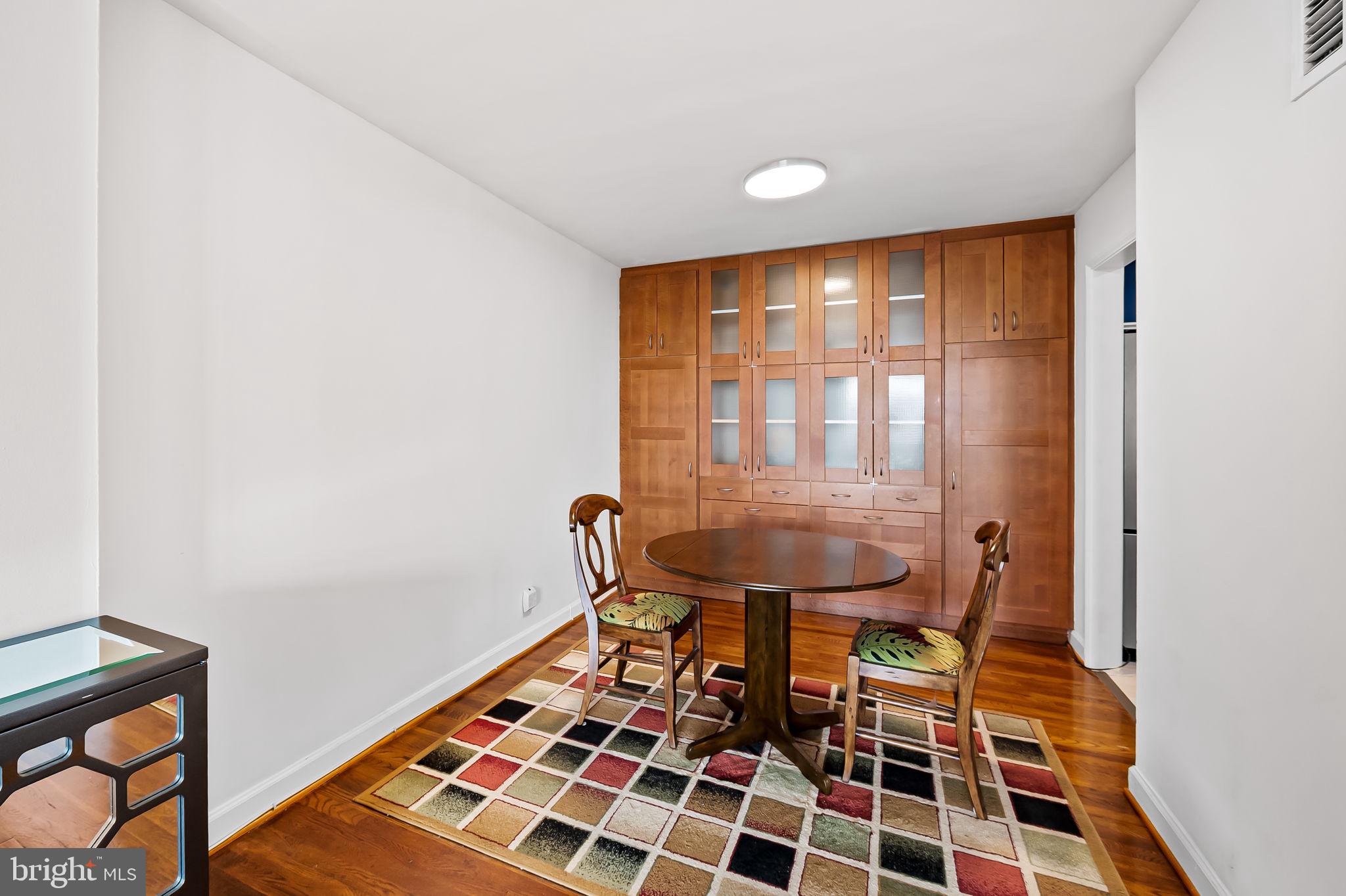 MOUNT VERNON PLACE HISTORIC DISTRICT - Residential