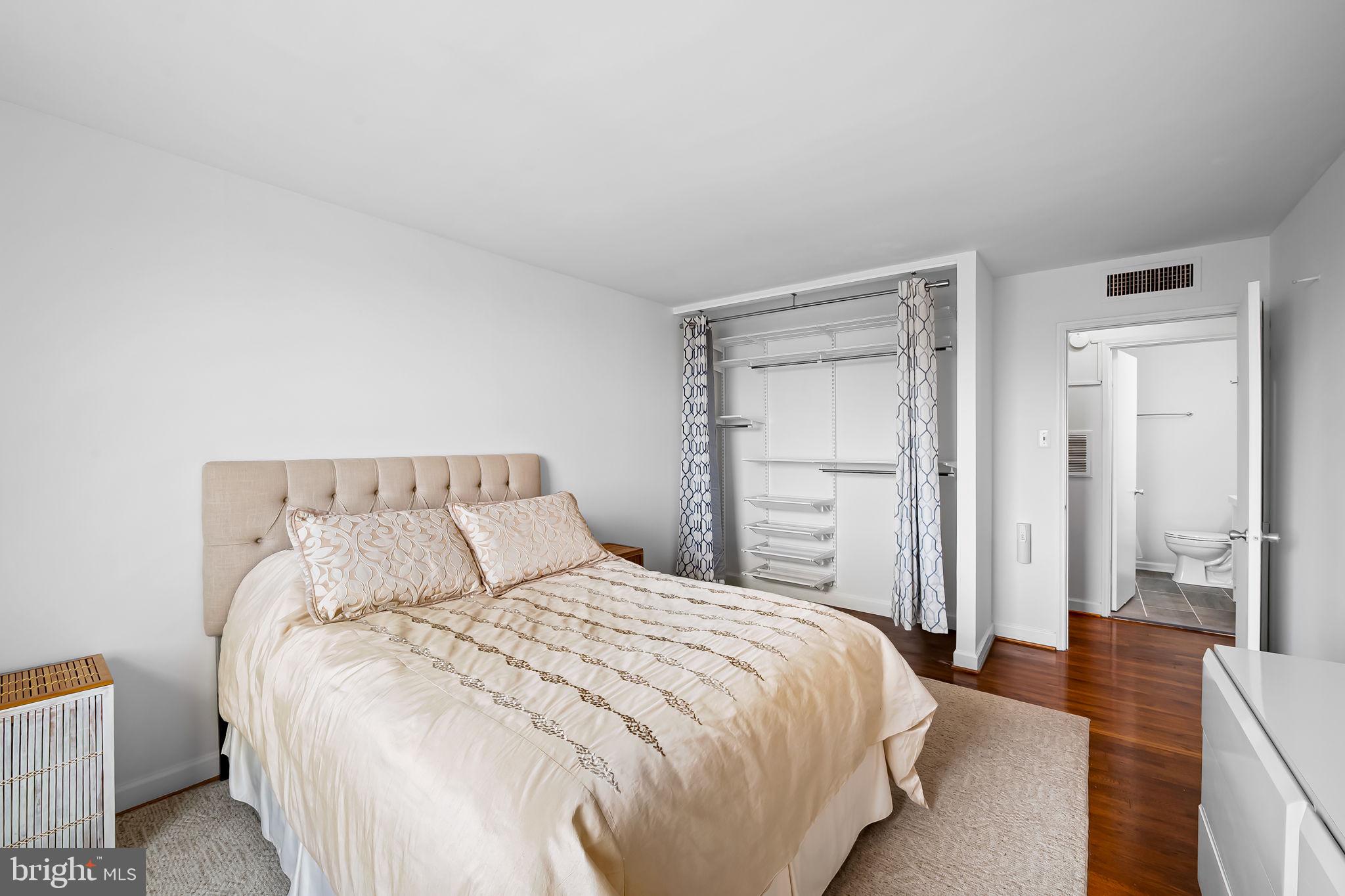 MOUNT VERNON PLACE HISTORIC DISTRICT - Residential