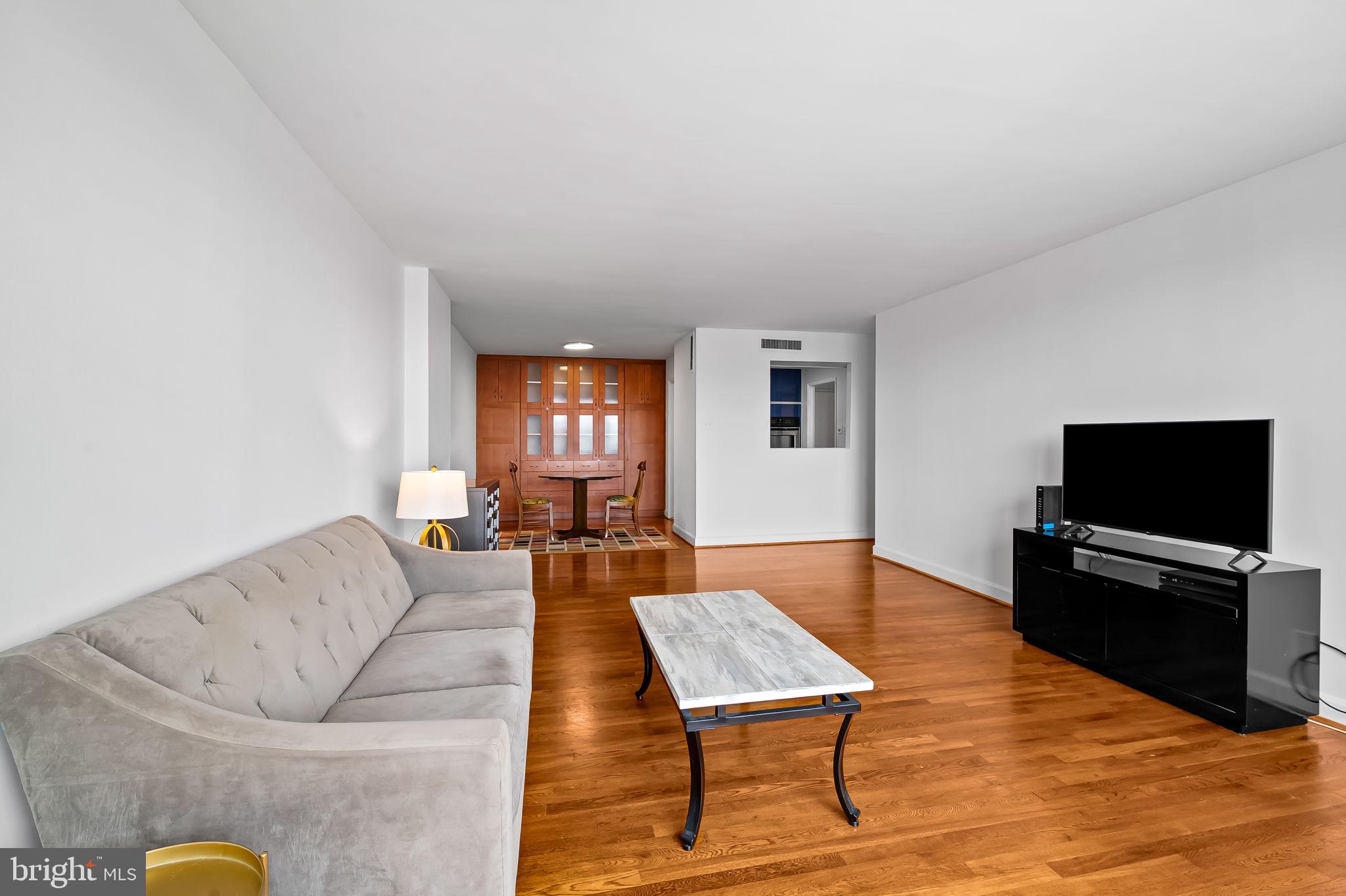 MOUNT VERNON PLACE HISTORIC DISTRICT - Residential