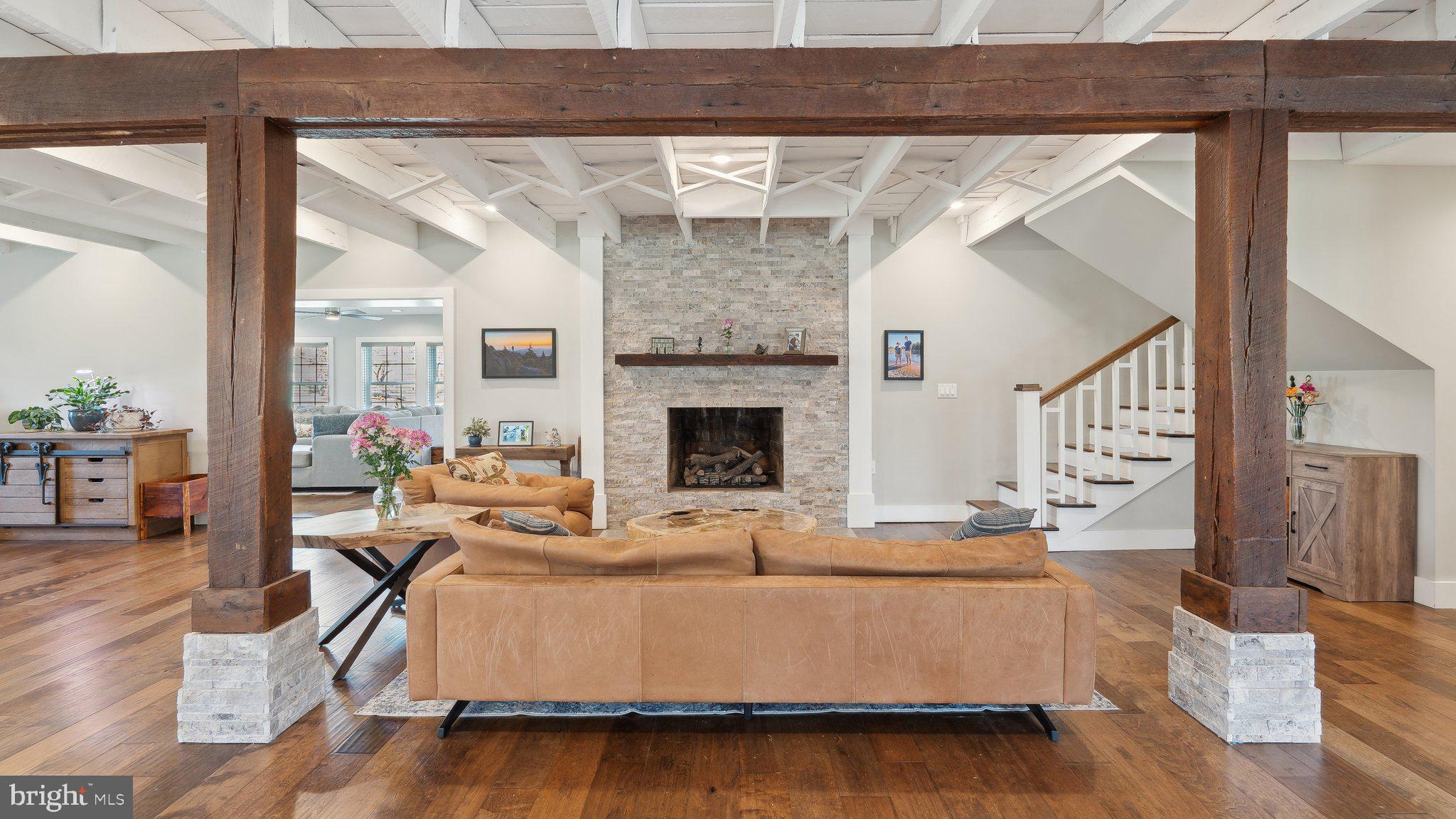 GREENFIELDS - Residential