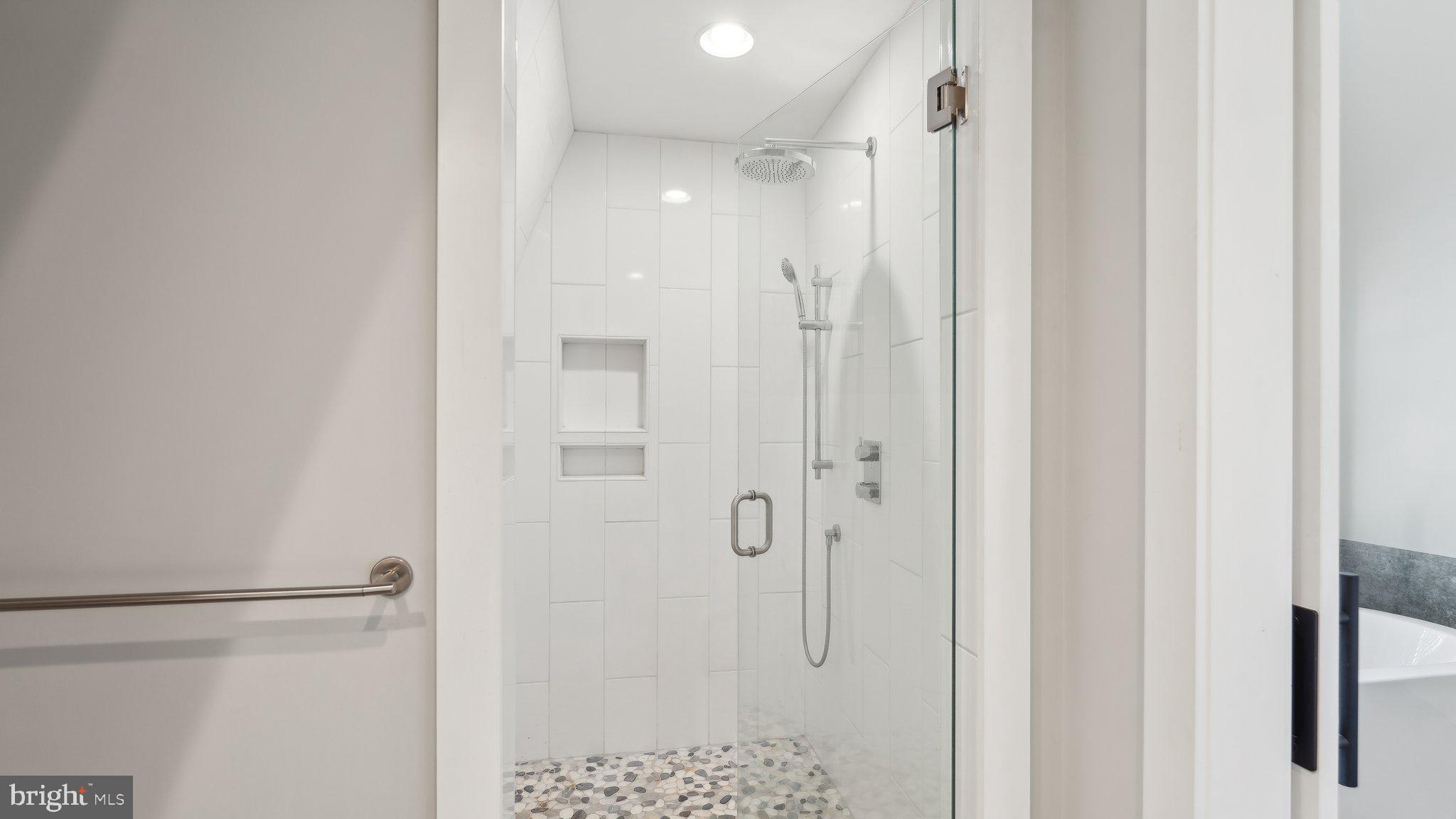 GREENFIELDS - Residential