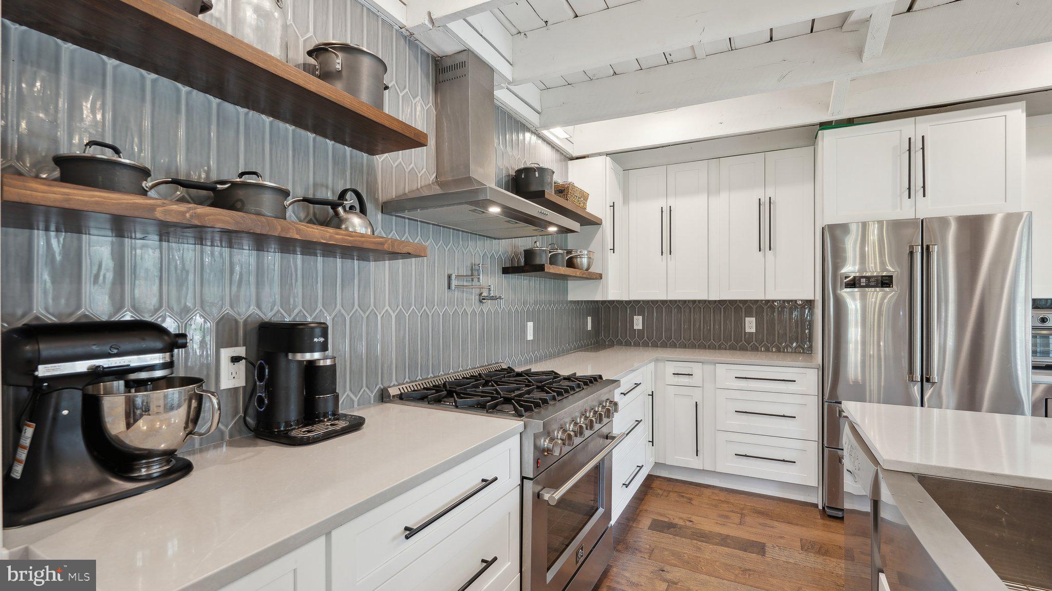 GREENFIELDS - Residential