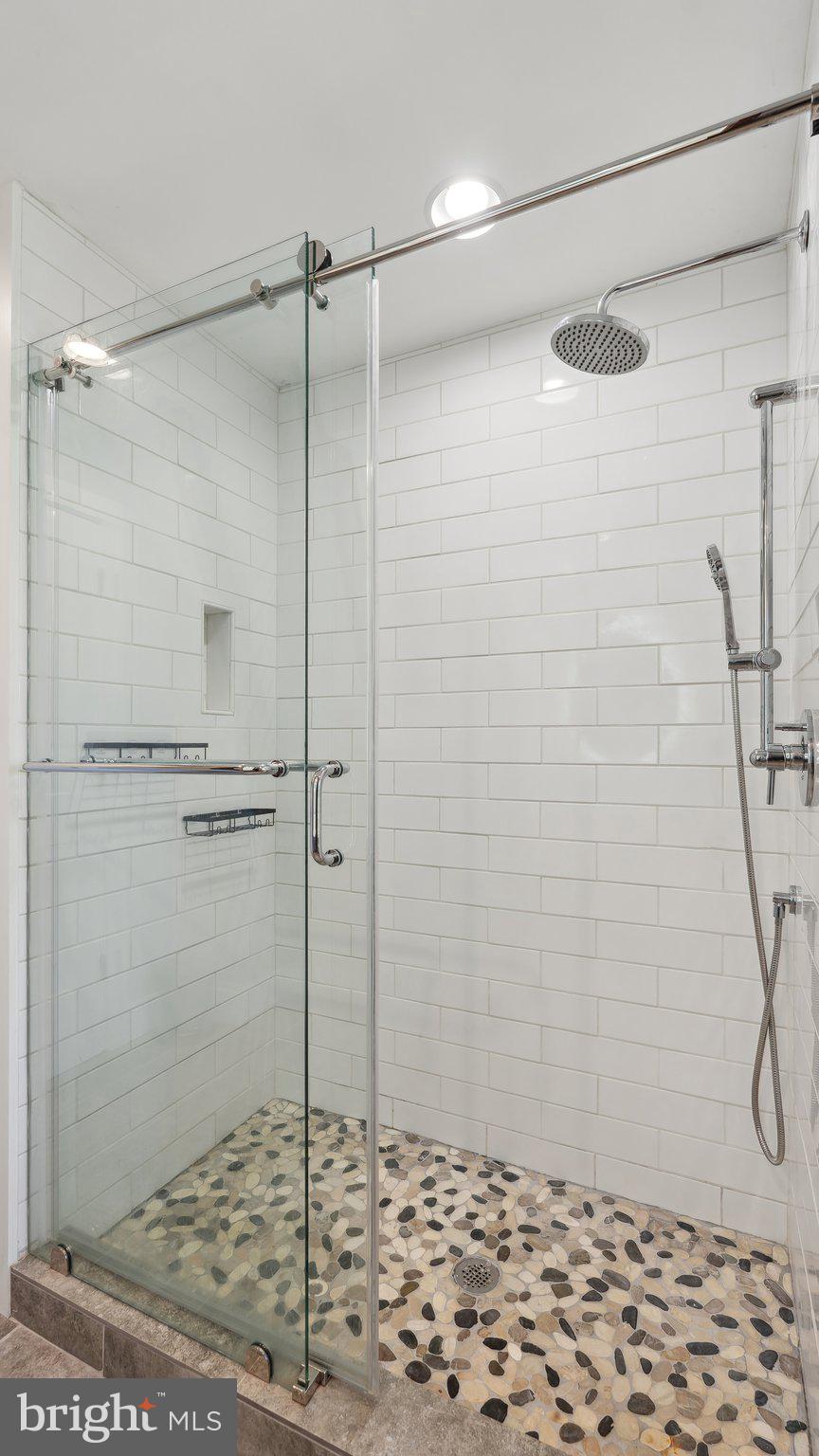 GREENFIELDS - Residential