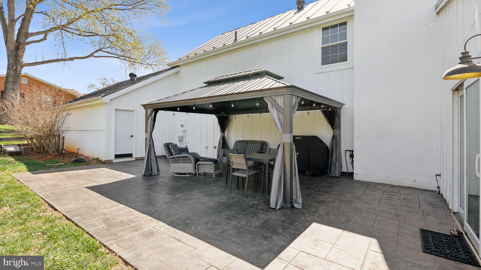 GREENFIELDS - Residential