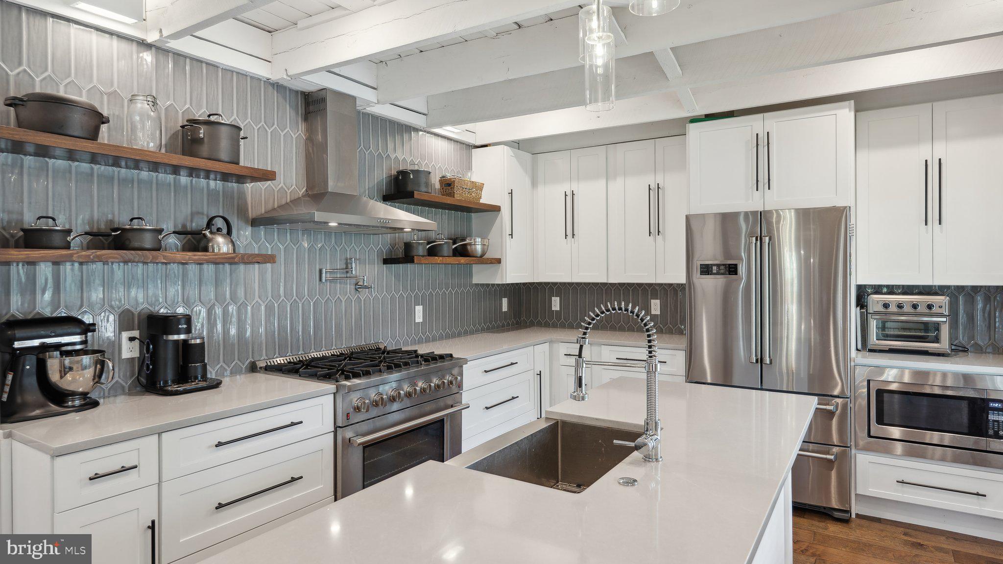 GREENFIELDS - Residential