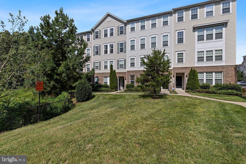 CHESTERFIELD A CONDOMINIUM - Residential Lease