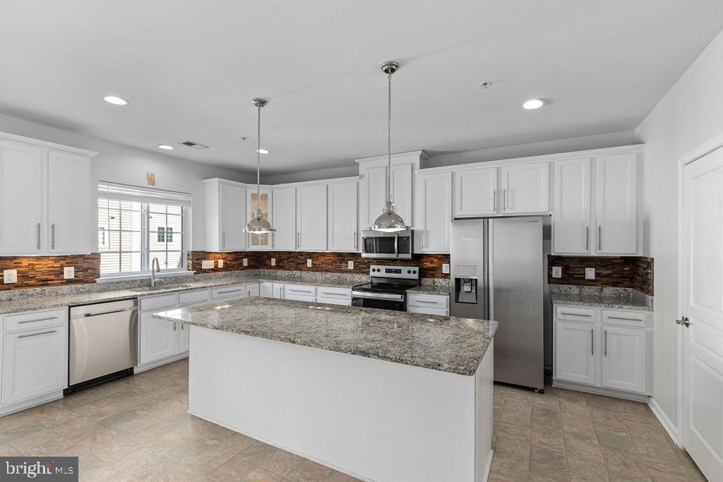 CHESTERFIELD A CONDOMINIUM - Residential Lease