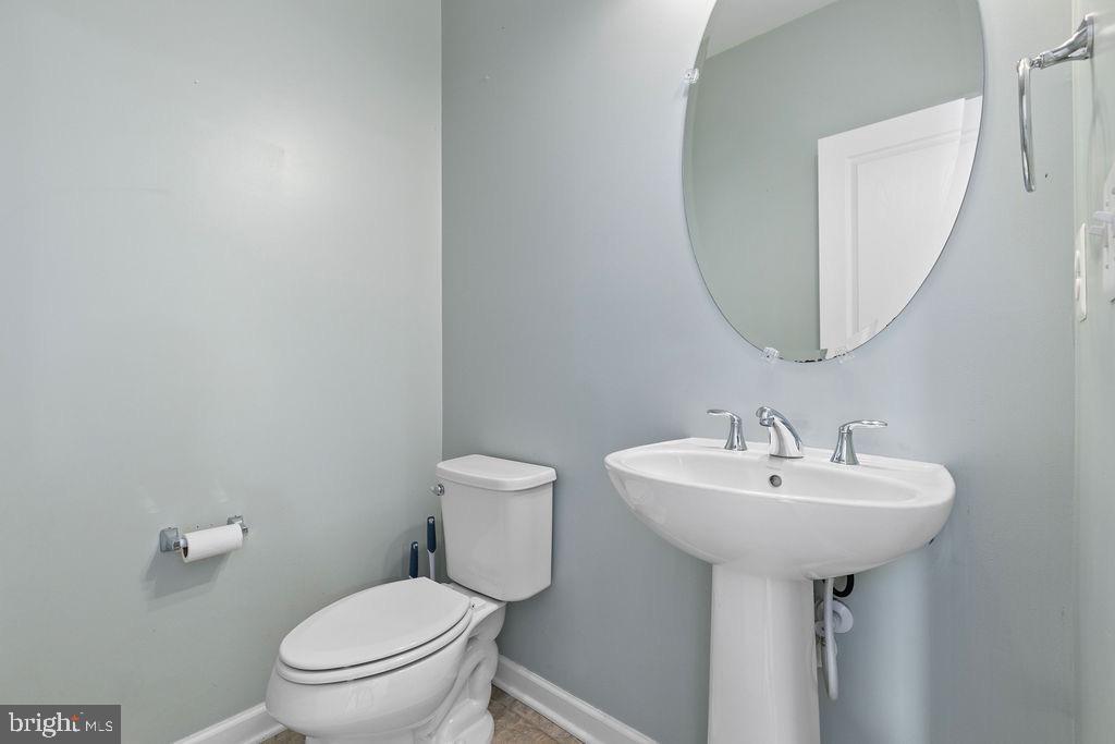 CHESTERFIELD A CONDOMINIUM - Residential Lease