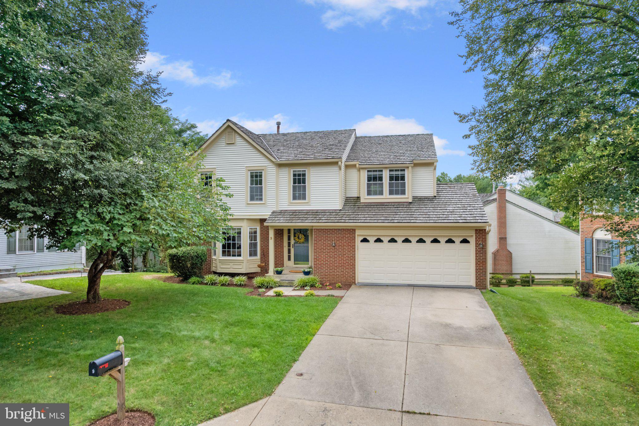 9 RED GRANITE COURT