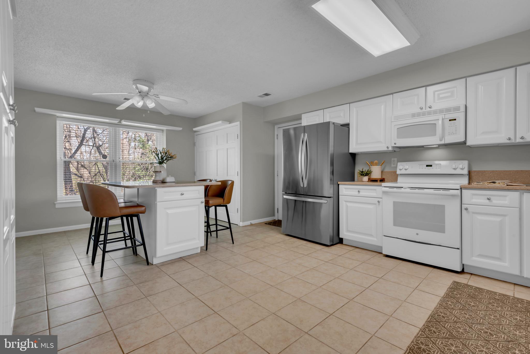 HERITAGE HARBOUR - Residential