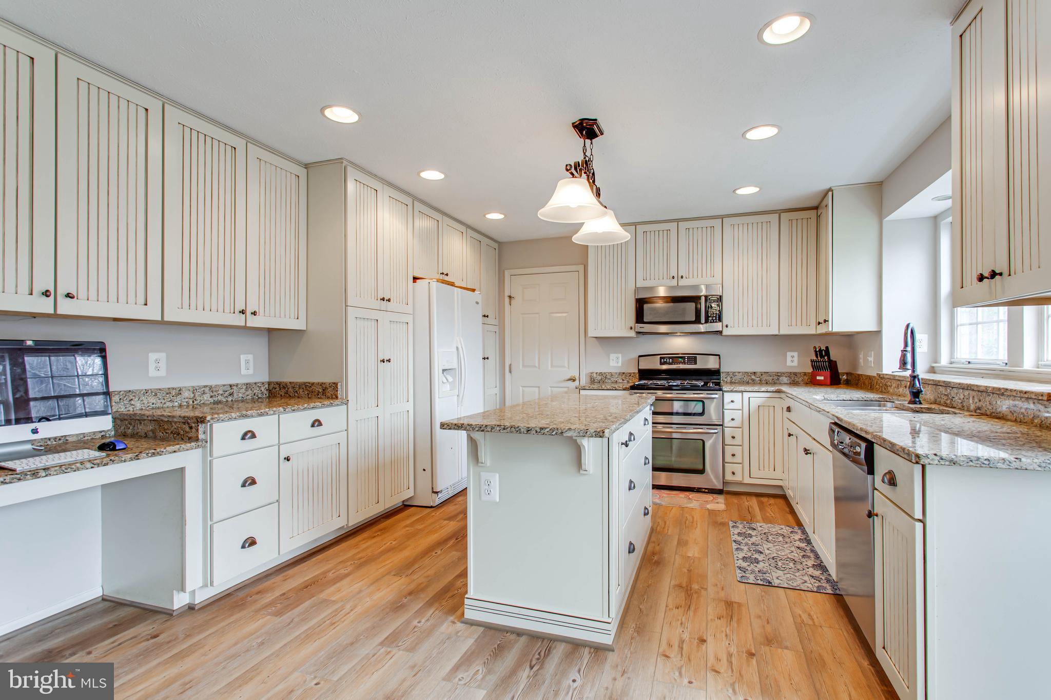 ASHFORD - Residential