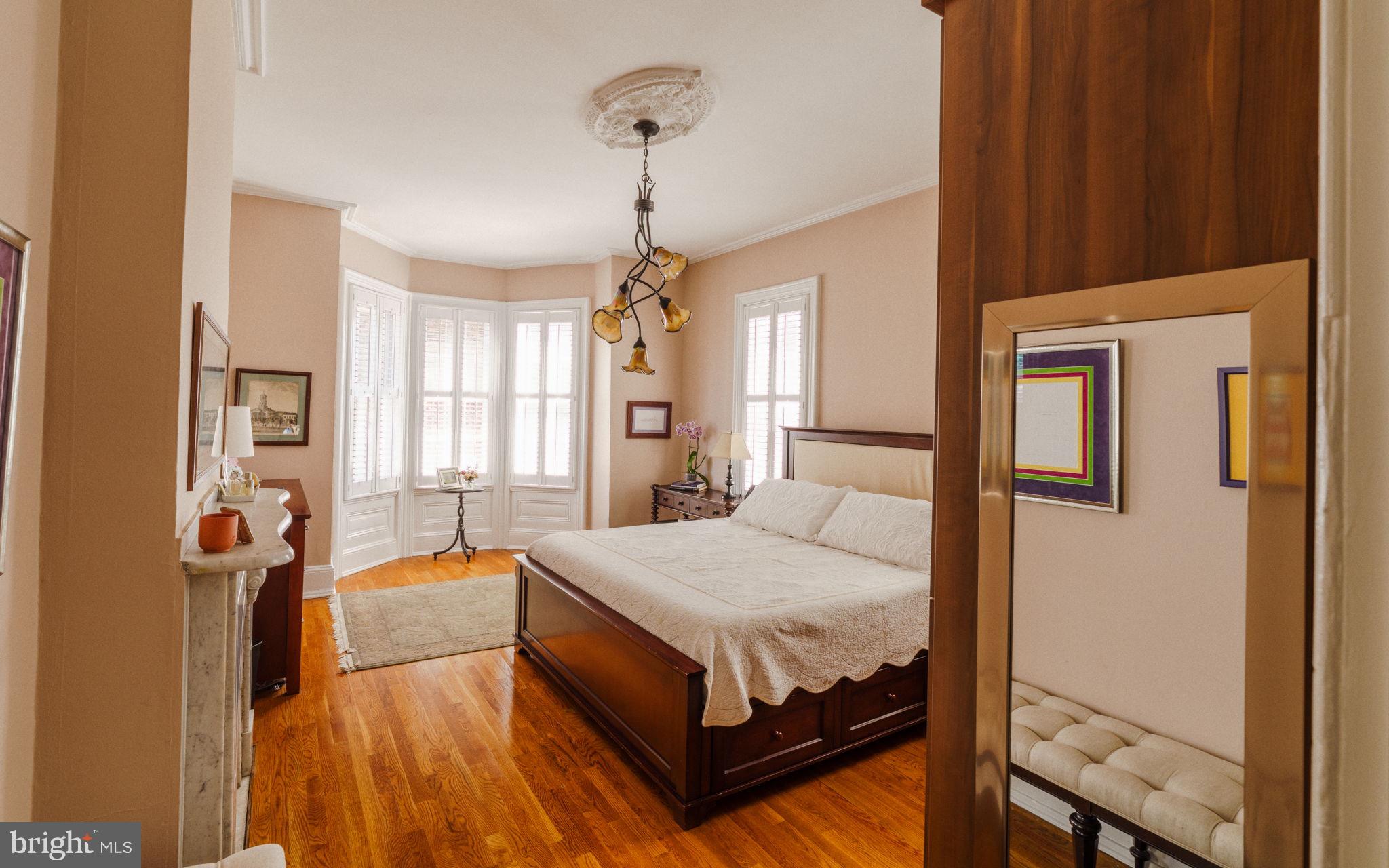 FAIRMOUNT - Residential