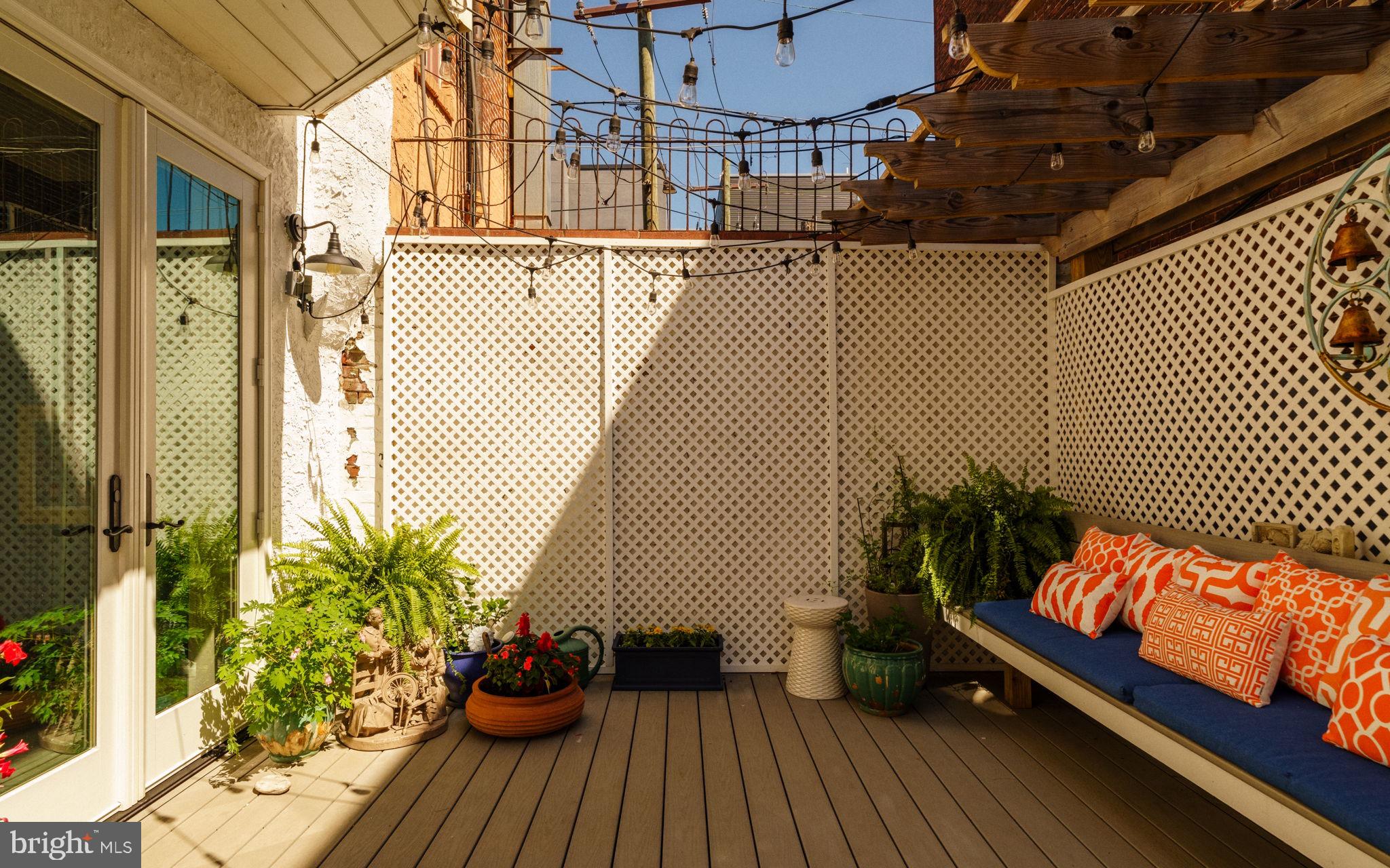 FAIRMOUNT - Residential