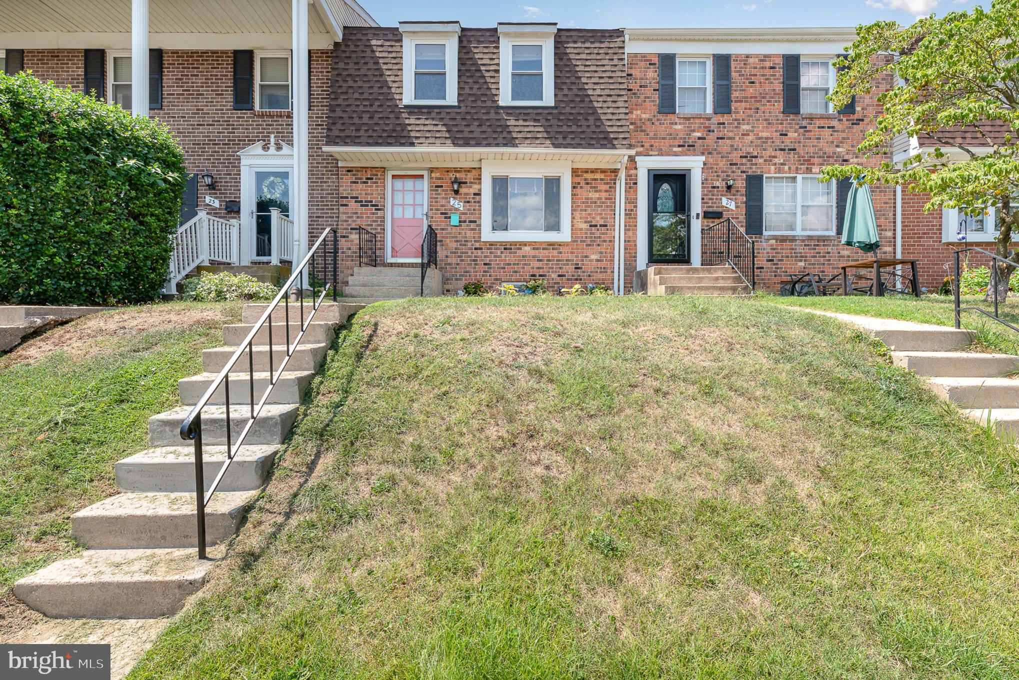 TOWN & COUNTRY APARTMENTS CARNEY - Residential Lease