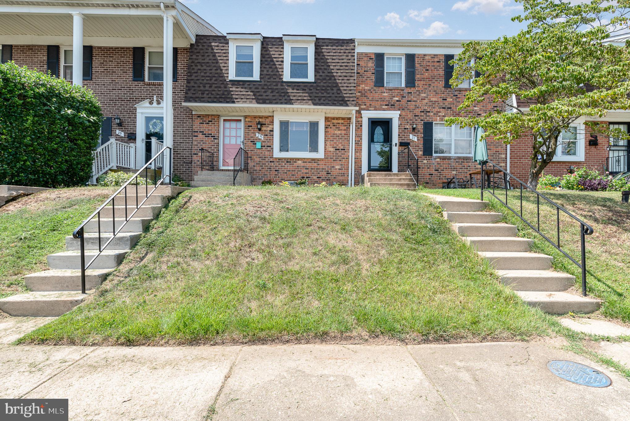 TOWN & COUNTRY APARTMENTS CARNEY - Residential Lease