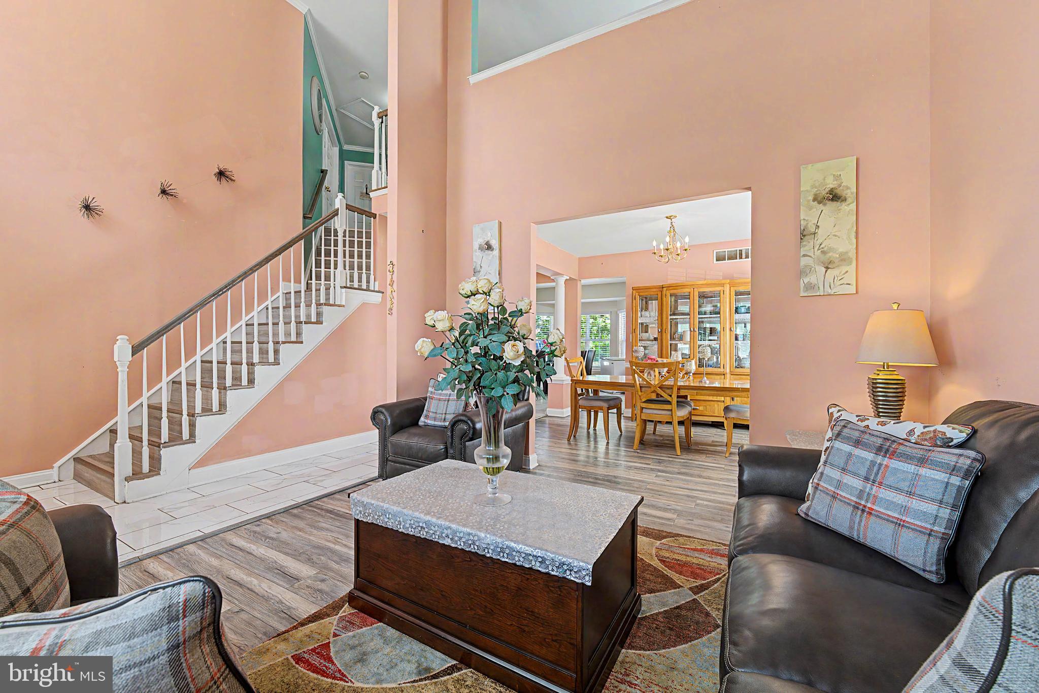 214 E KENNEDY DRIVE