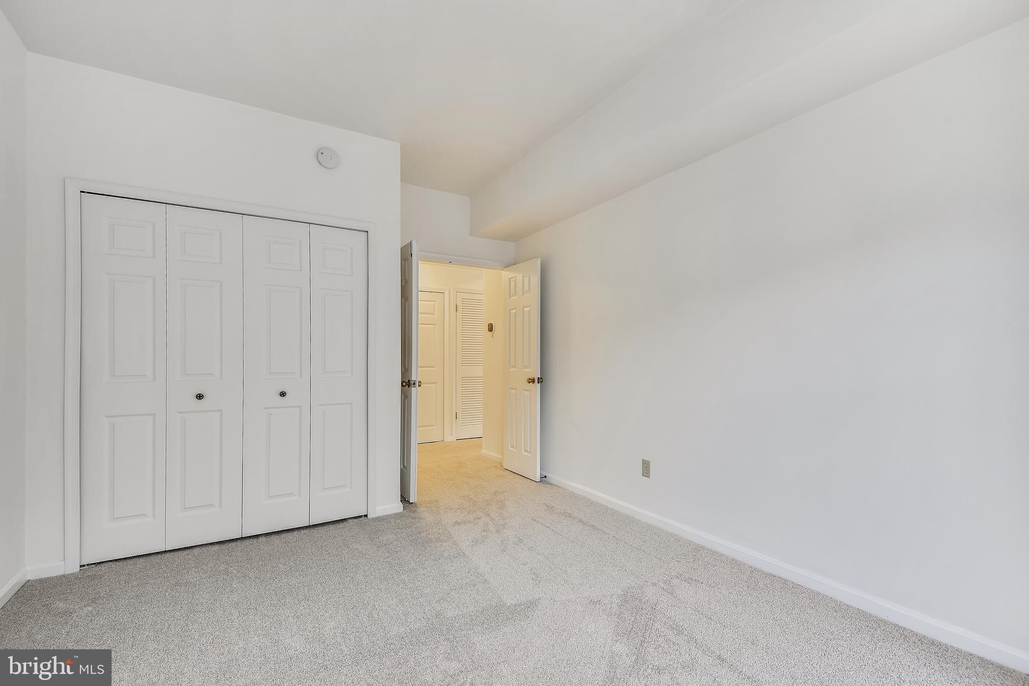 RIVA TRACE - Residential