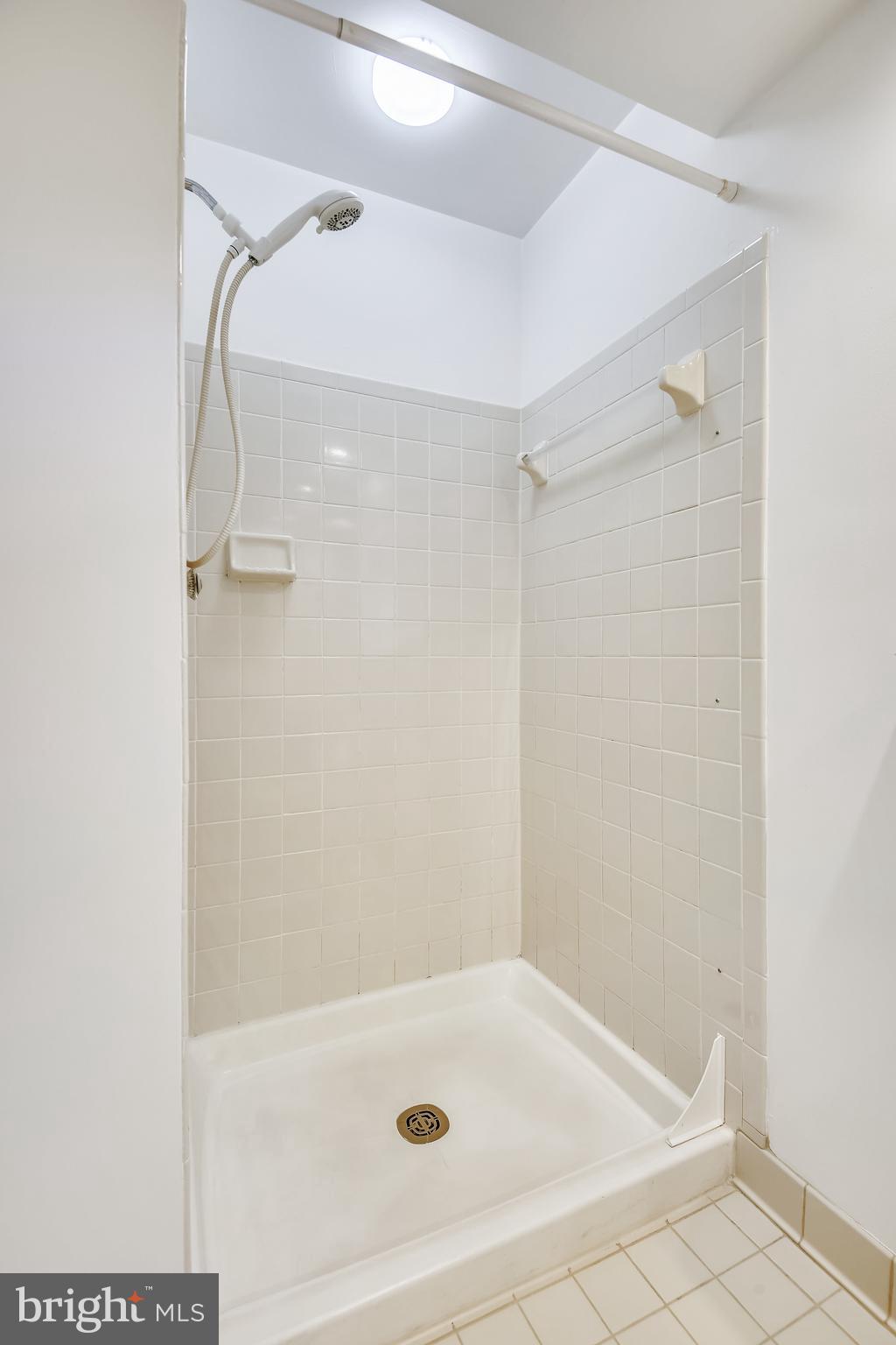 RIVA TRACE - Residential