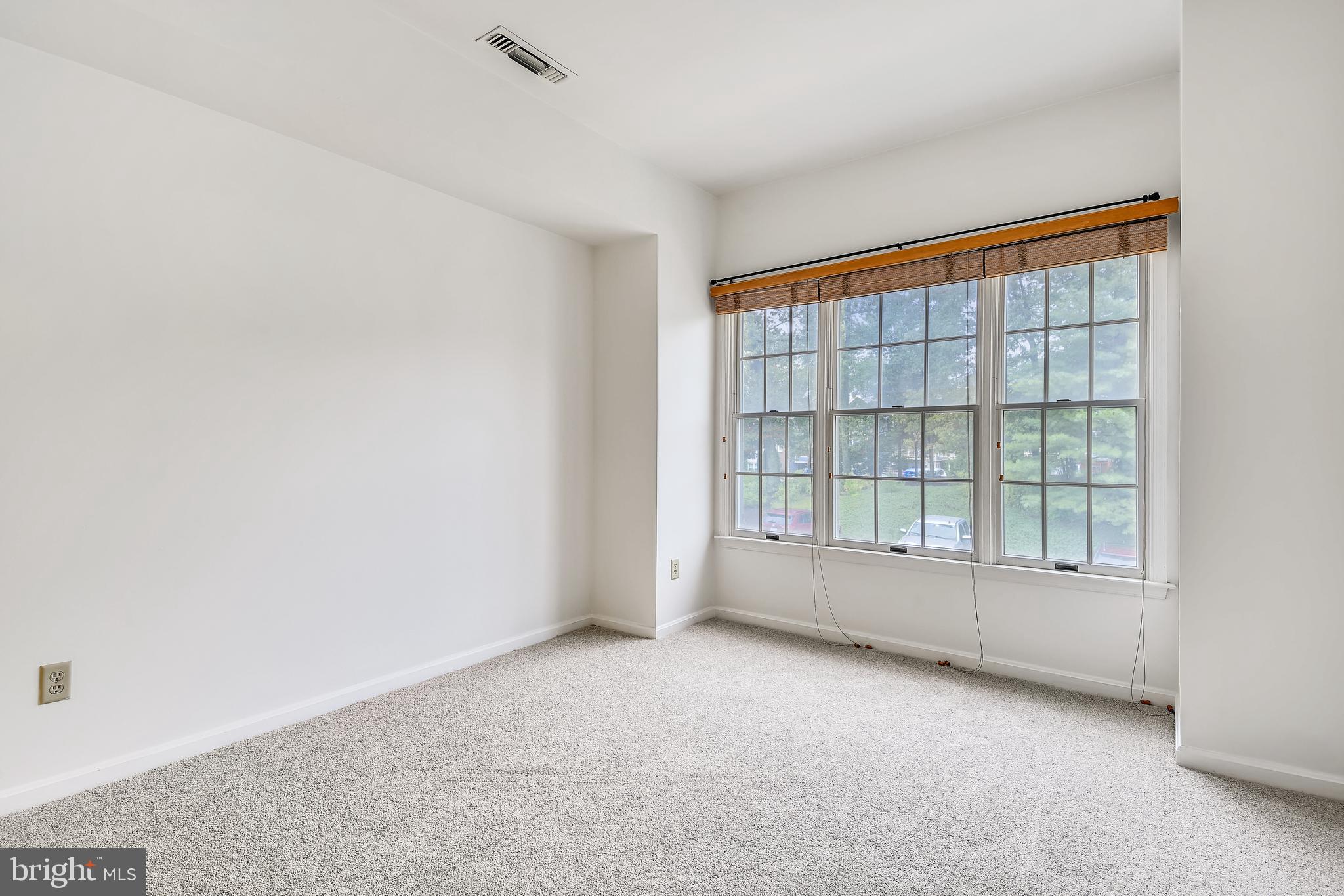 RIVA TRACE - Residential