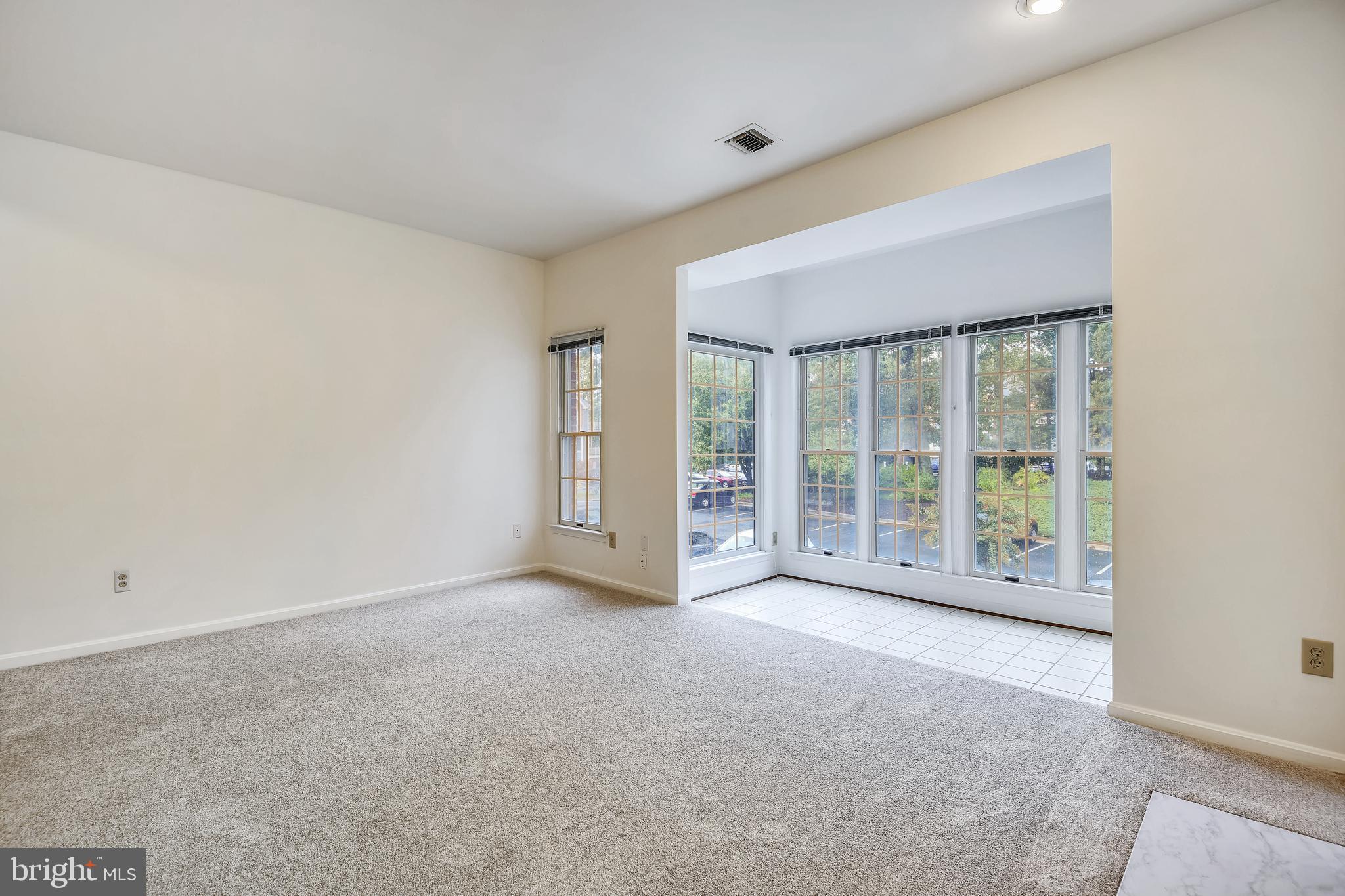 RIVA TRACE - Residential