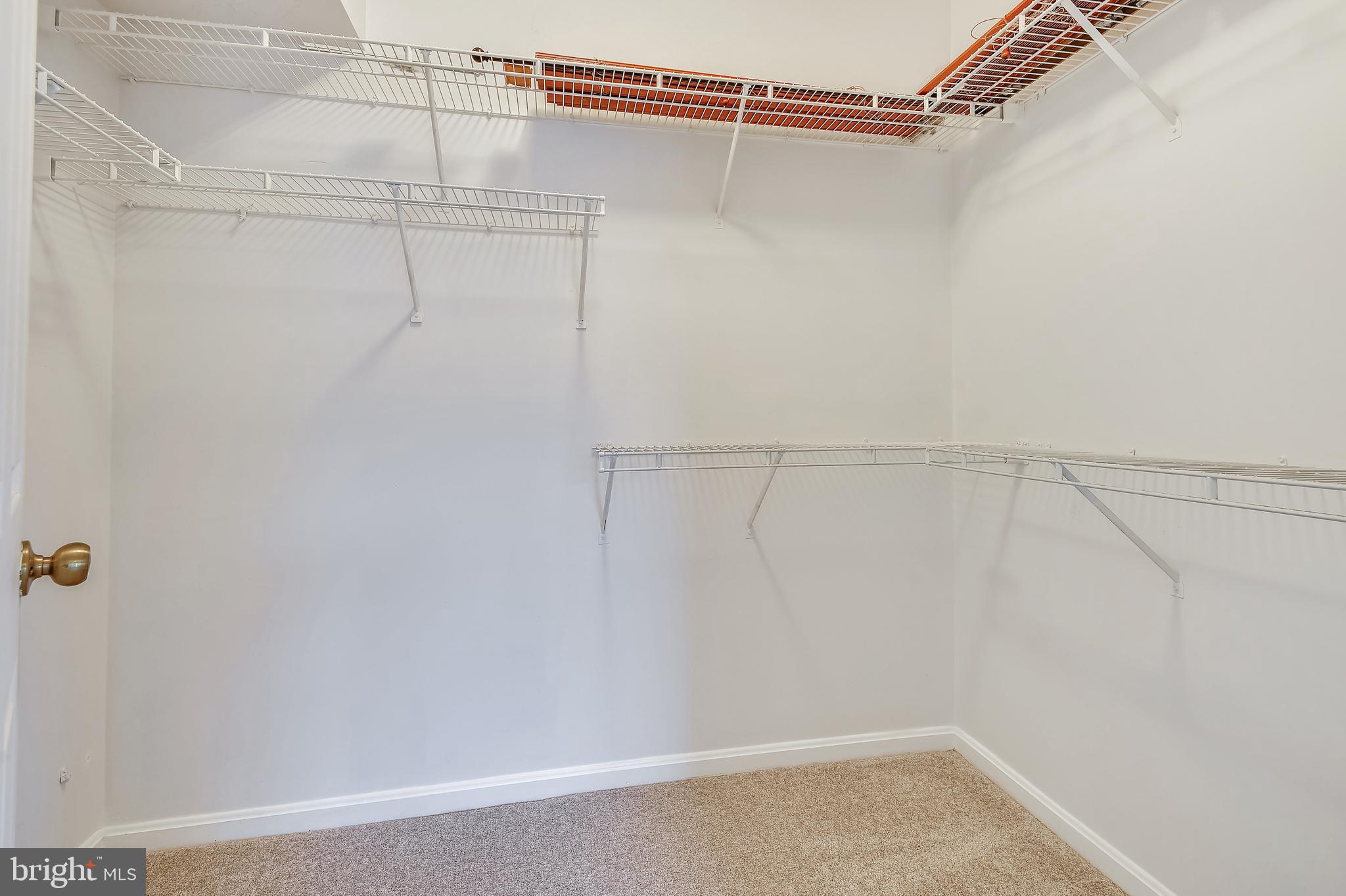 RIVA TRACE - Residential