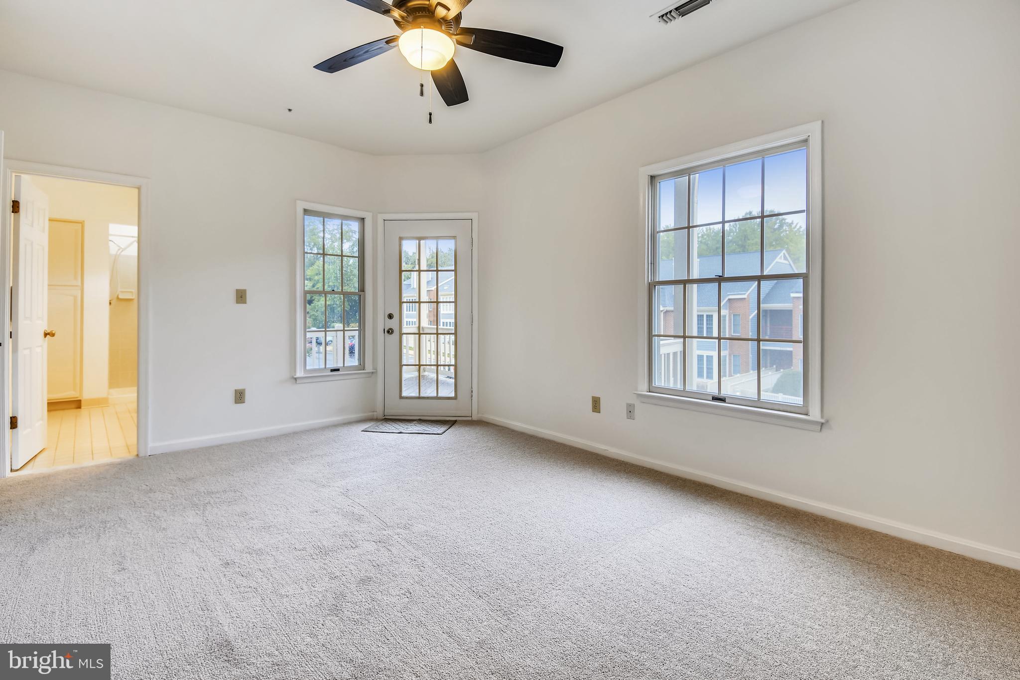 RIVA TRACE - Residential