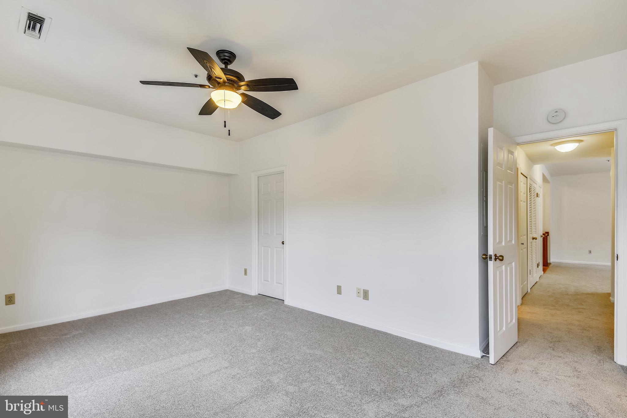 RIVA TRACE - Residential