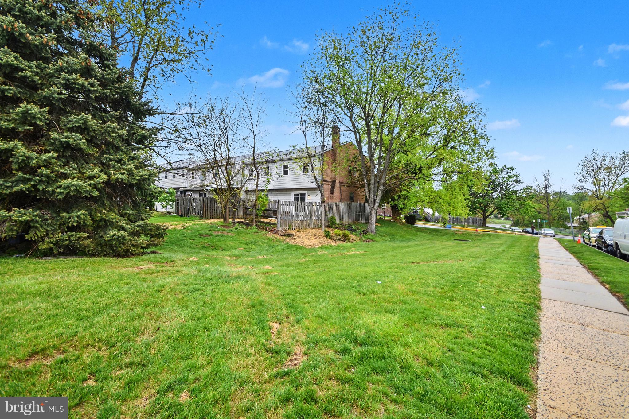 THE EAGLE - Residential