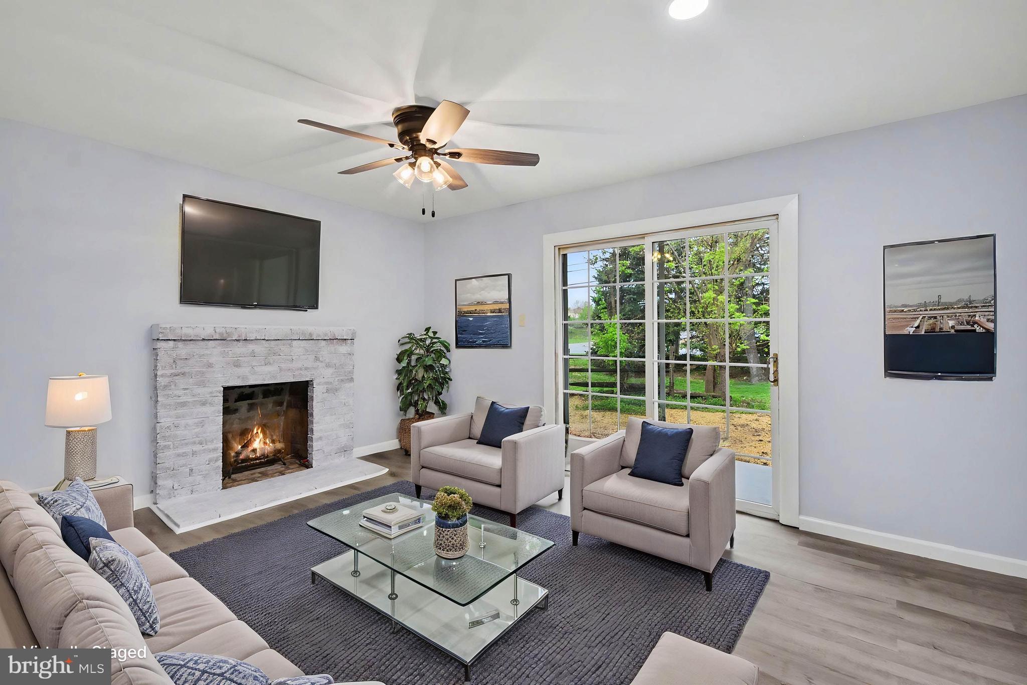 THE EAGLE - Residential