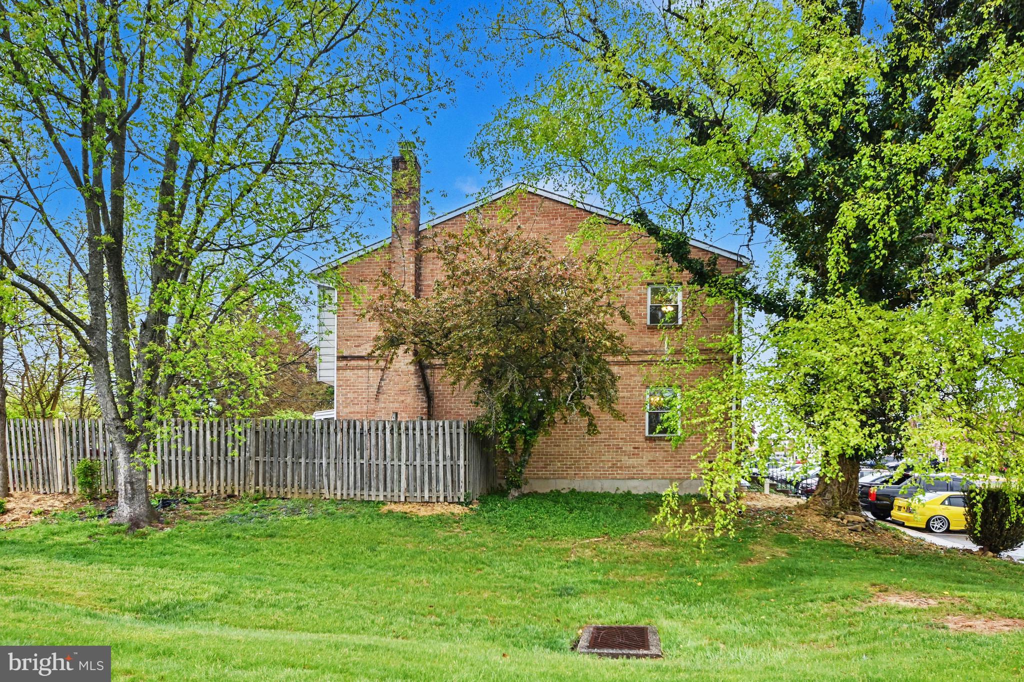 THE EAGLE - Residential