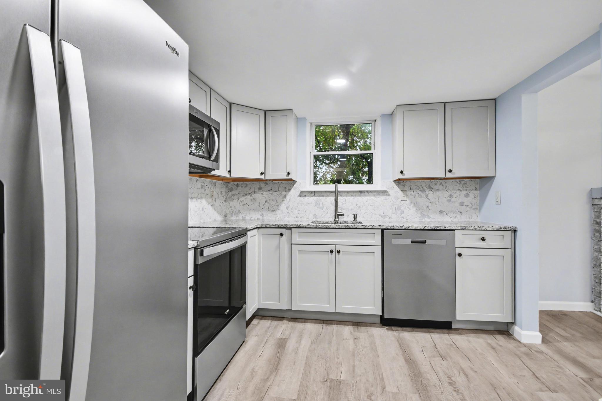 THE EAGLE - Residential