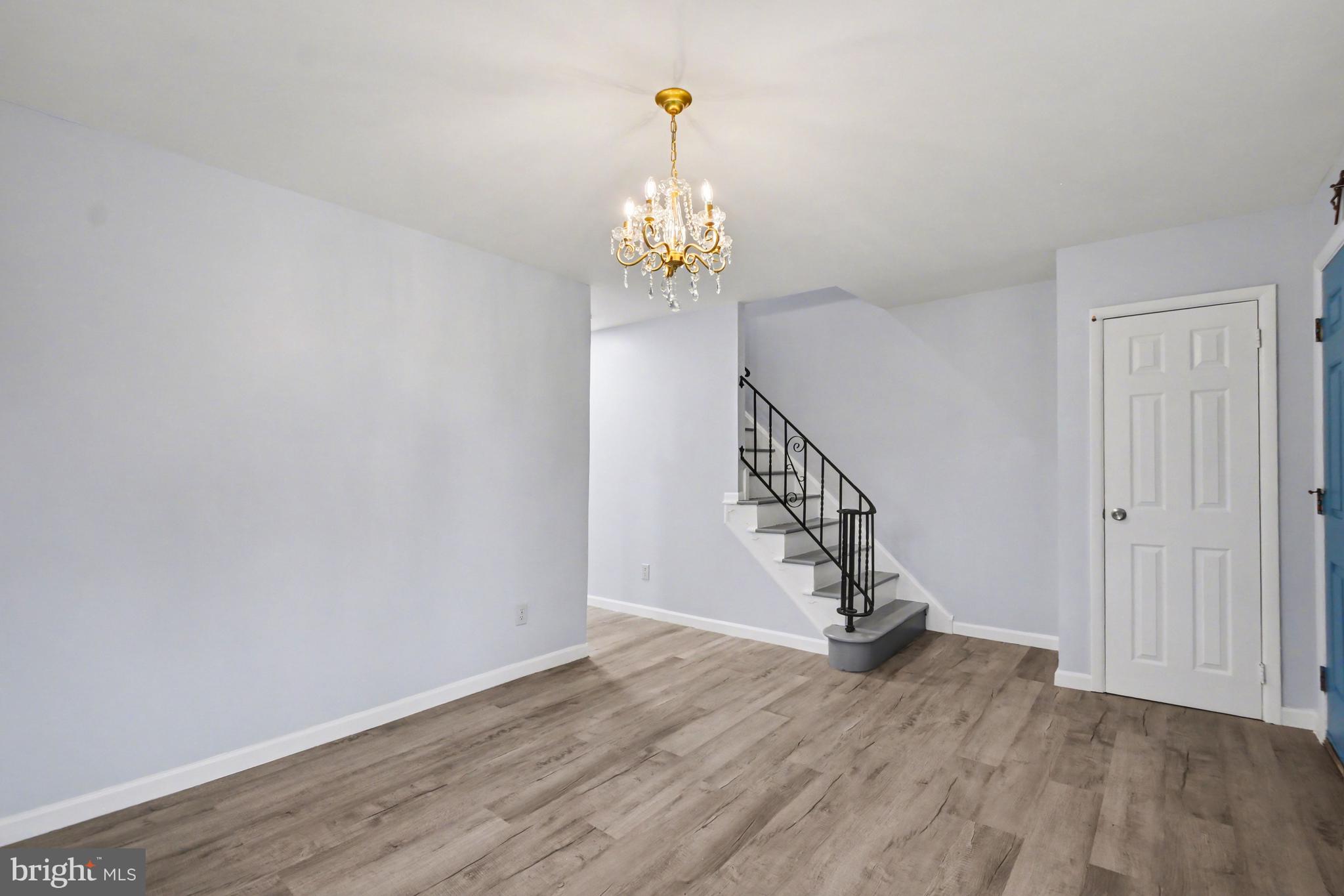 THE EAGLE - Residential