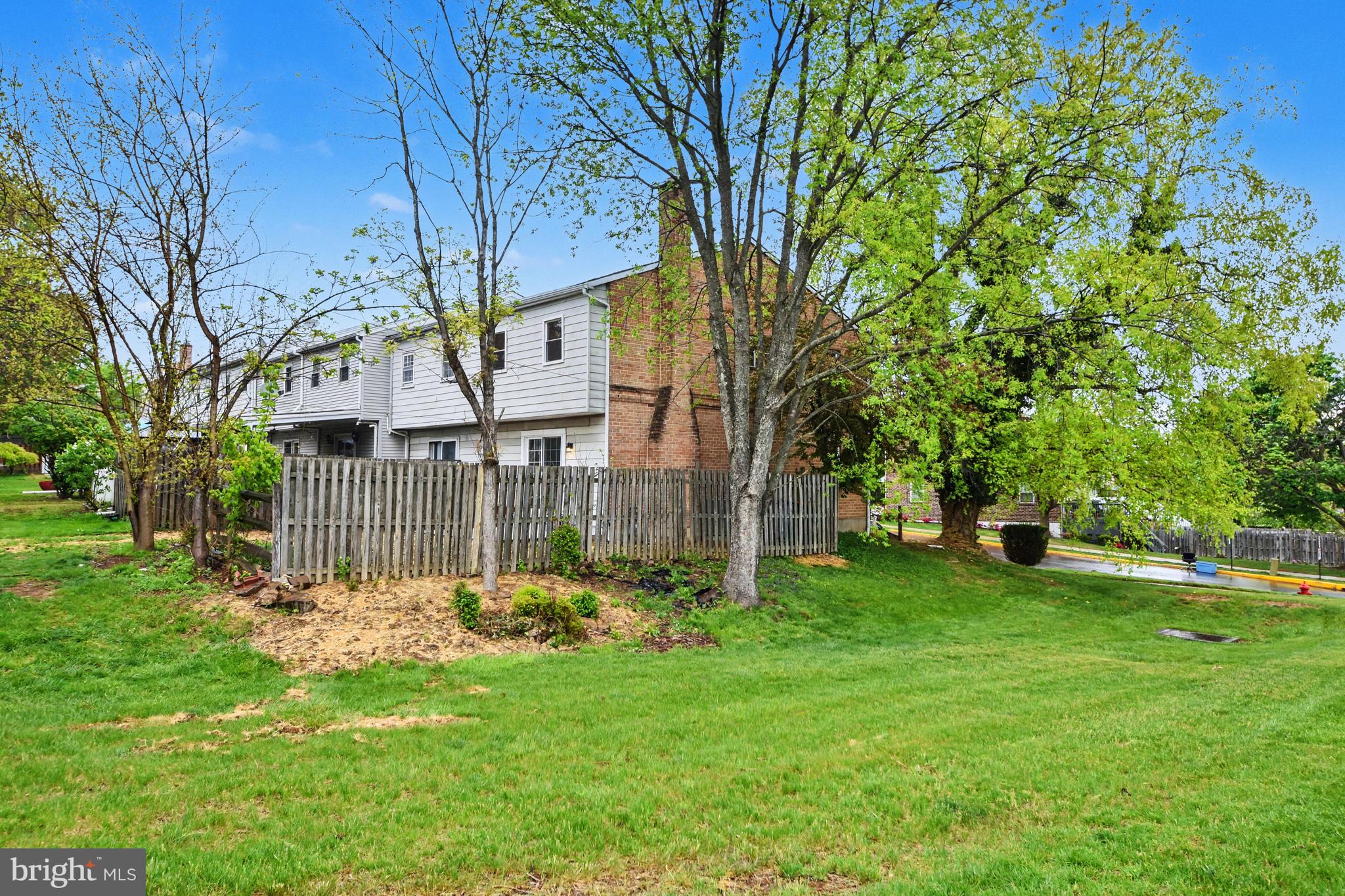 THE EAGLE - Residential