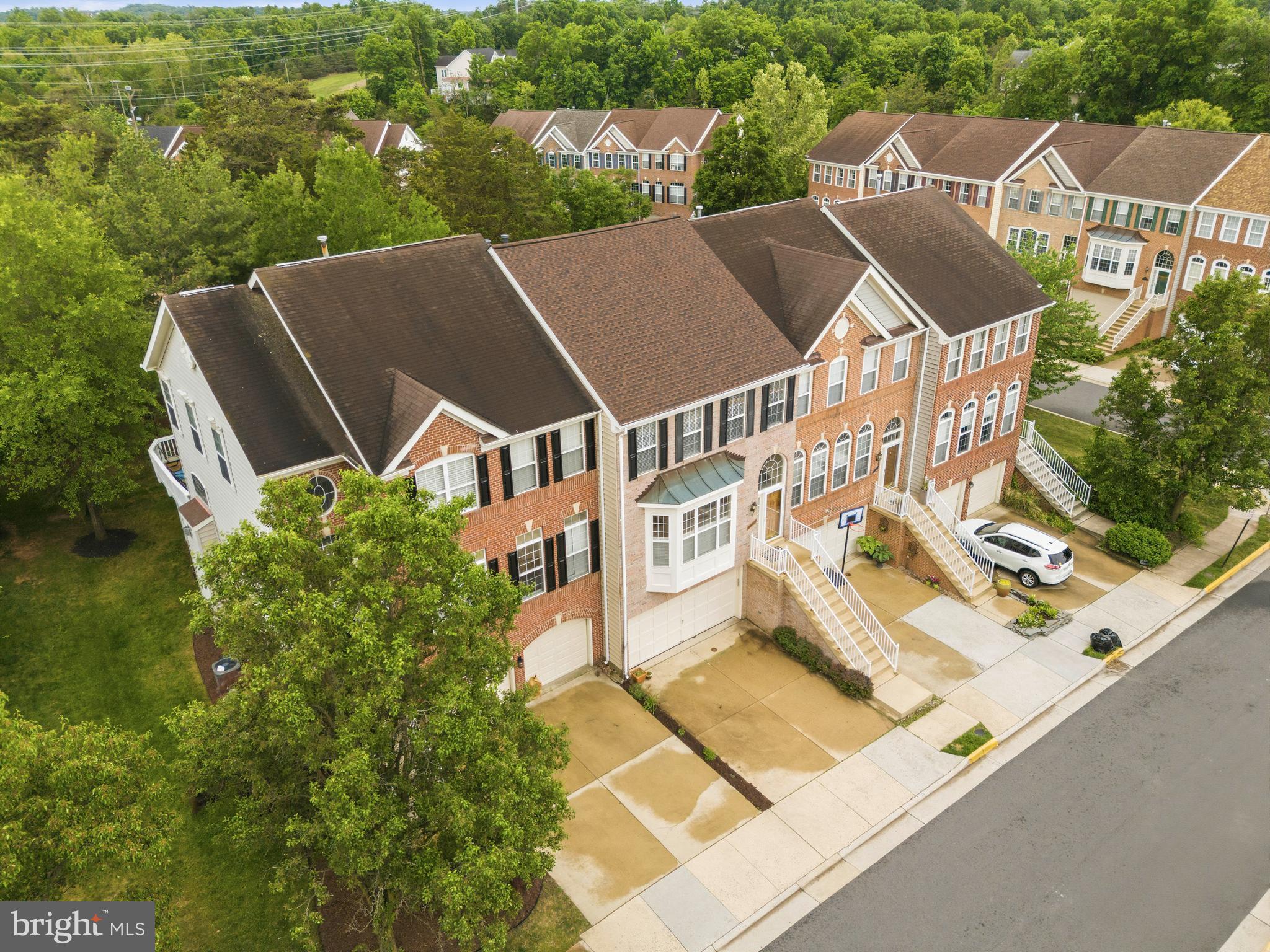 NORTHLAKE - Residential