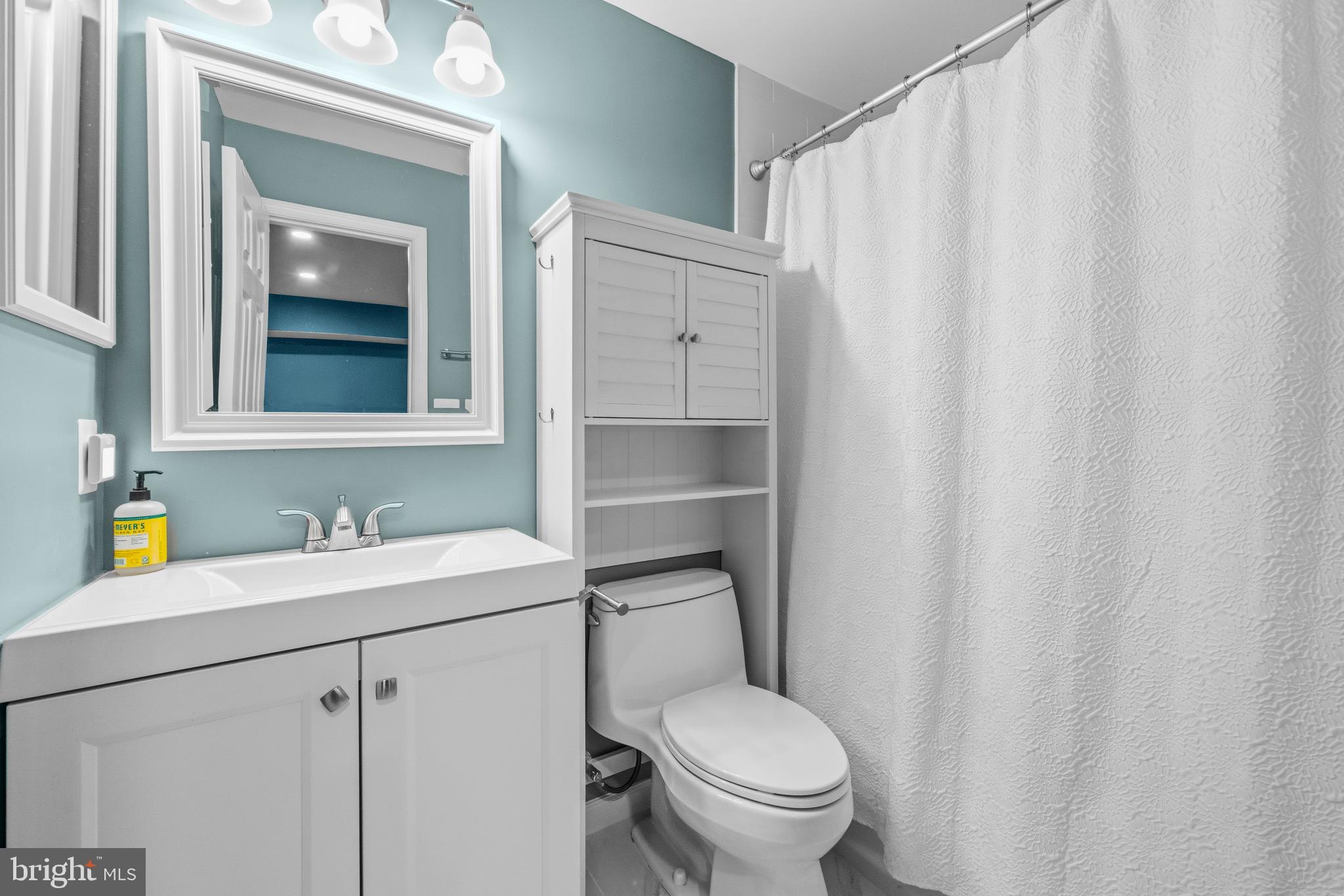 NORTHLAKE - Residential