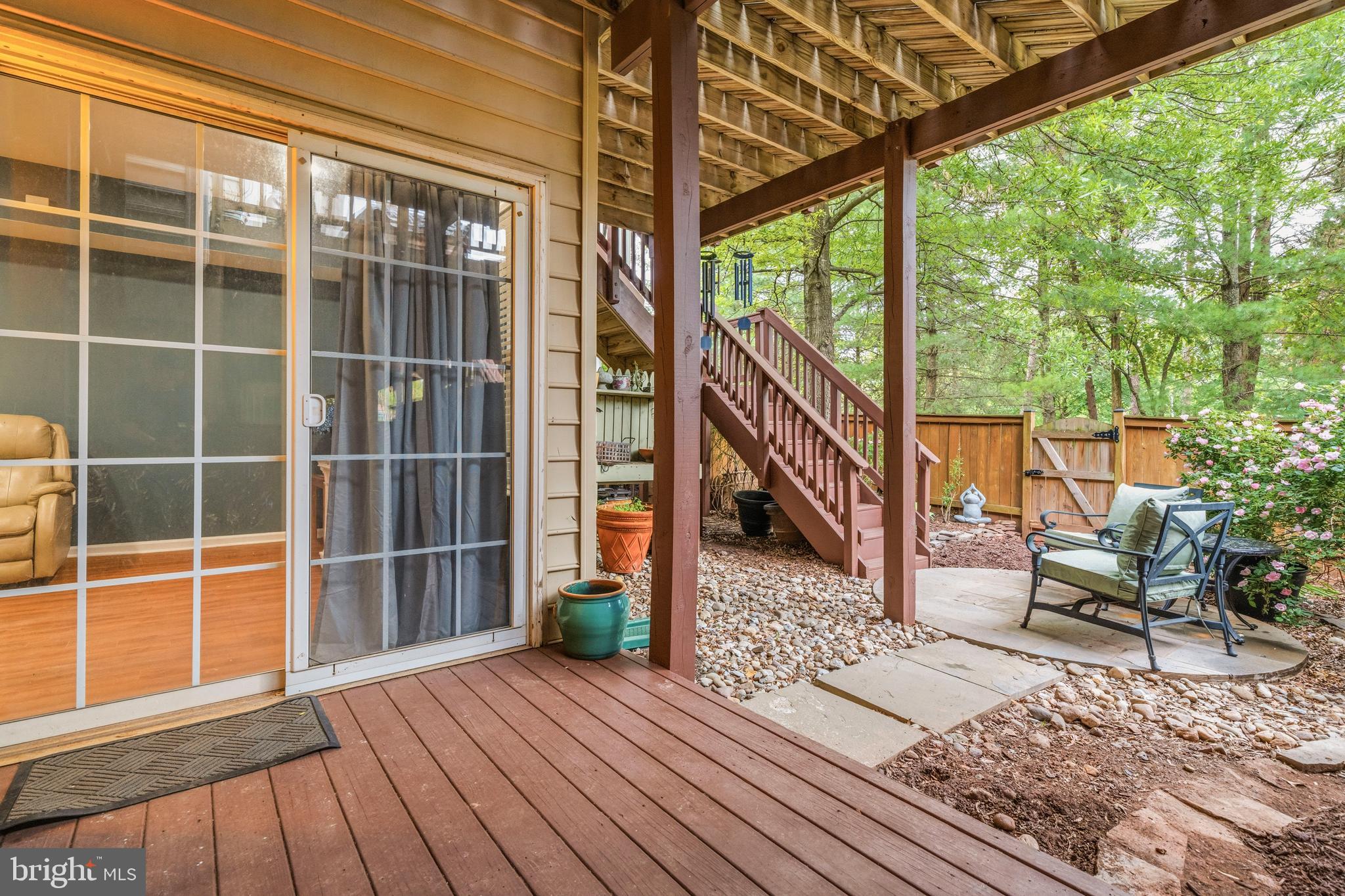 NORTHLAKE - Residential