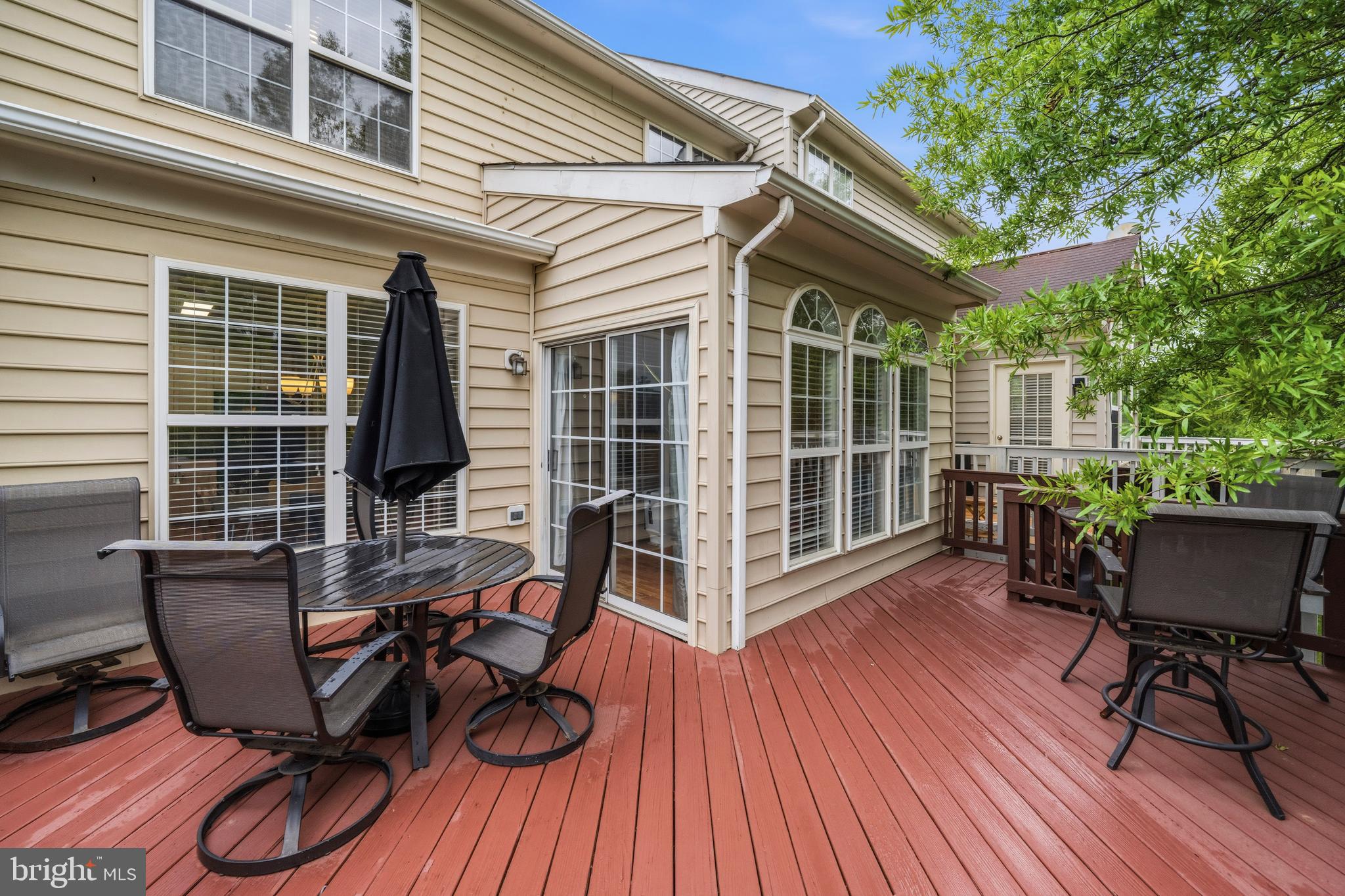 NORTHLAKE - Residential