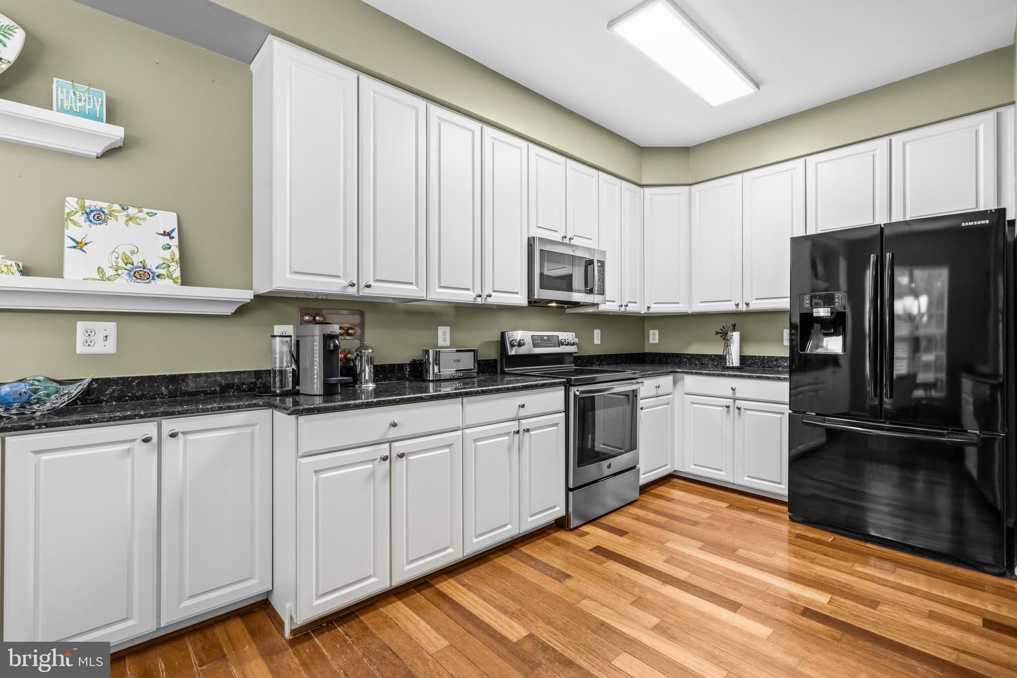 NORTHLAKE - Residential