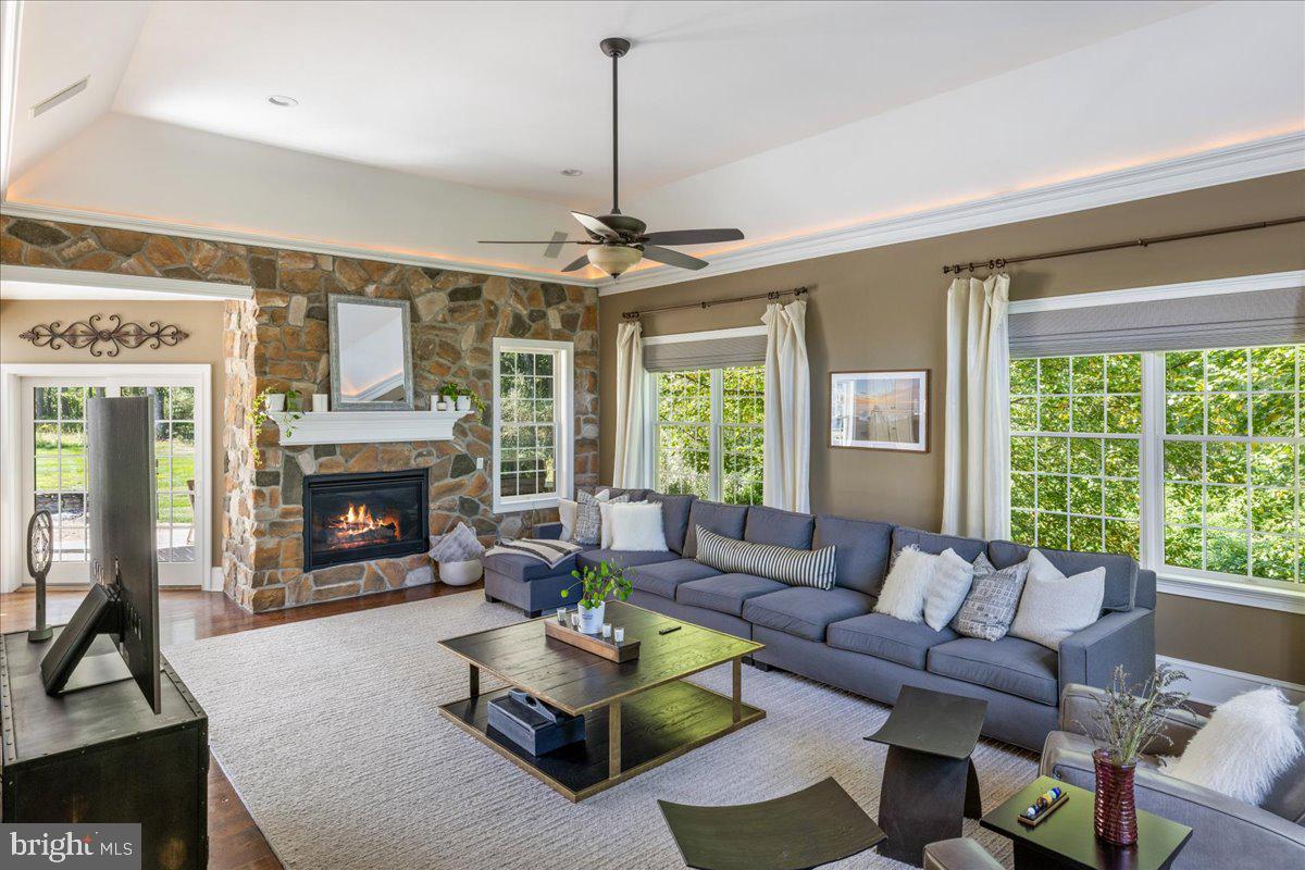 29 TUMBLE FALLS ROAD