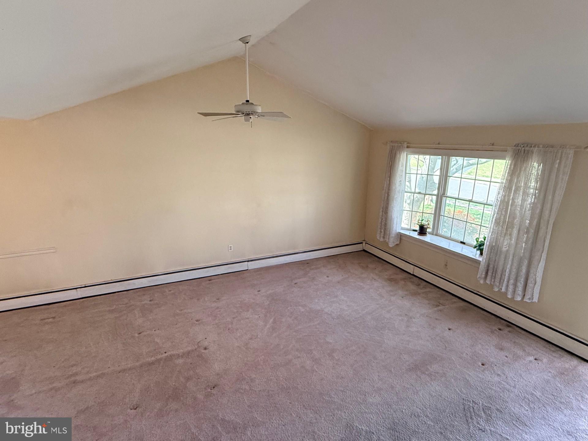 WILLOW MANOR - Residential