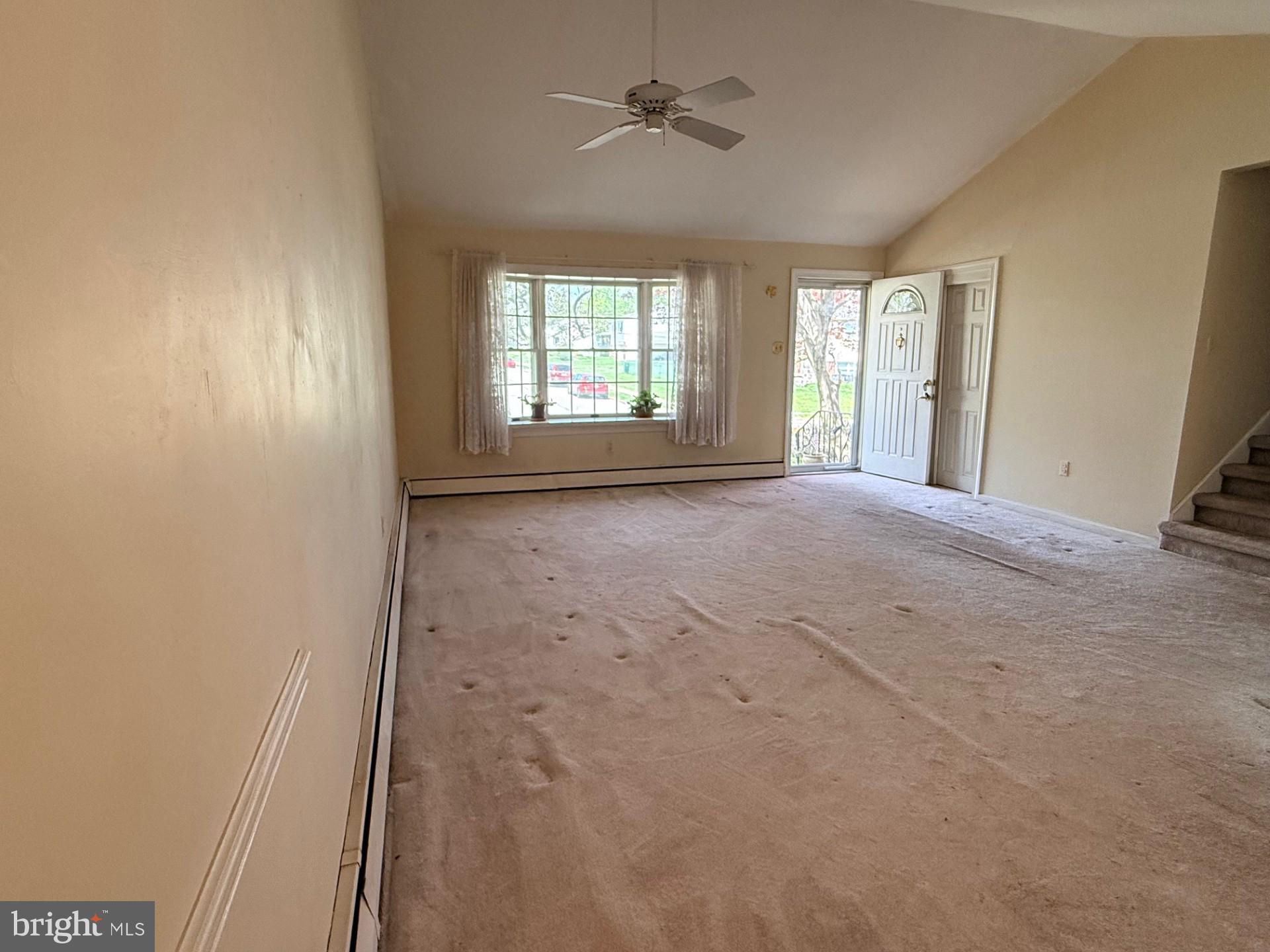 WILLOW MANOR - Residential