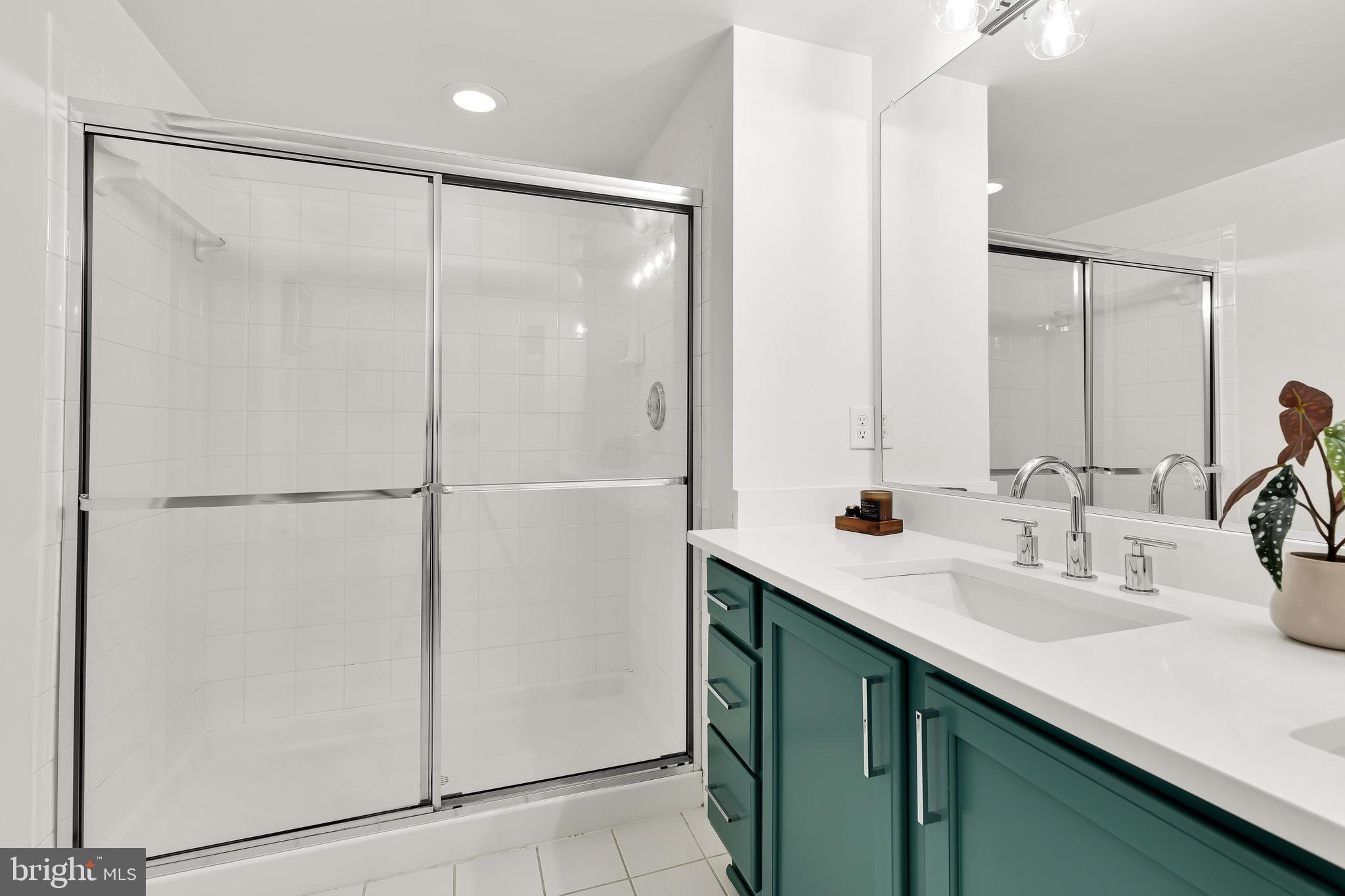 SILVER SPRING - Residential