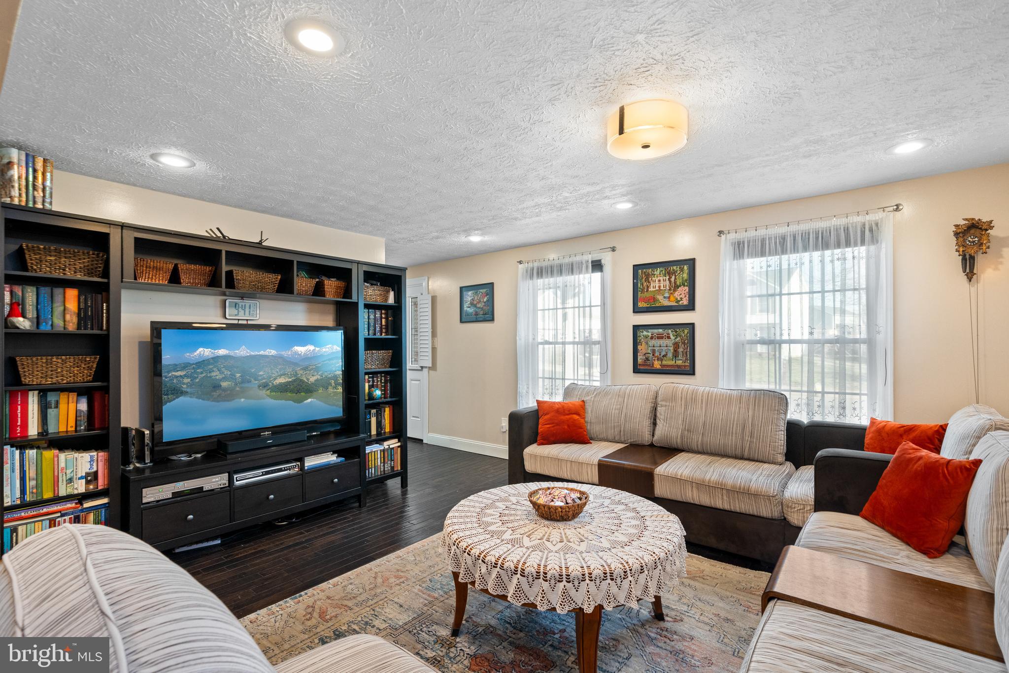 FAIRMONT - Residential