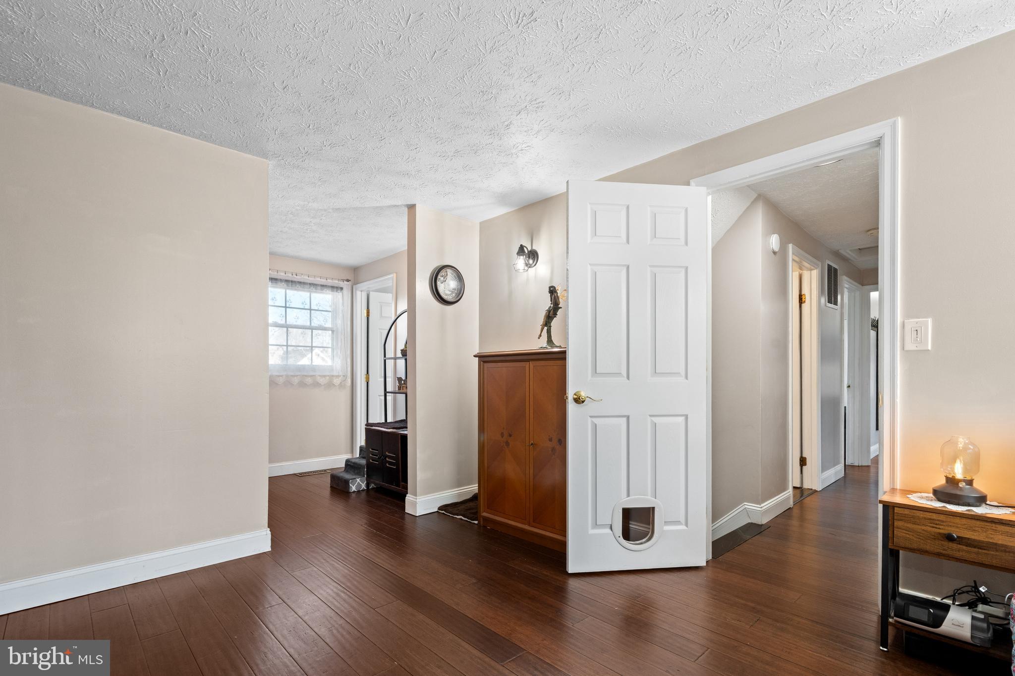 FAIRMONT - Residential