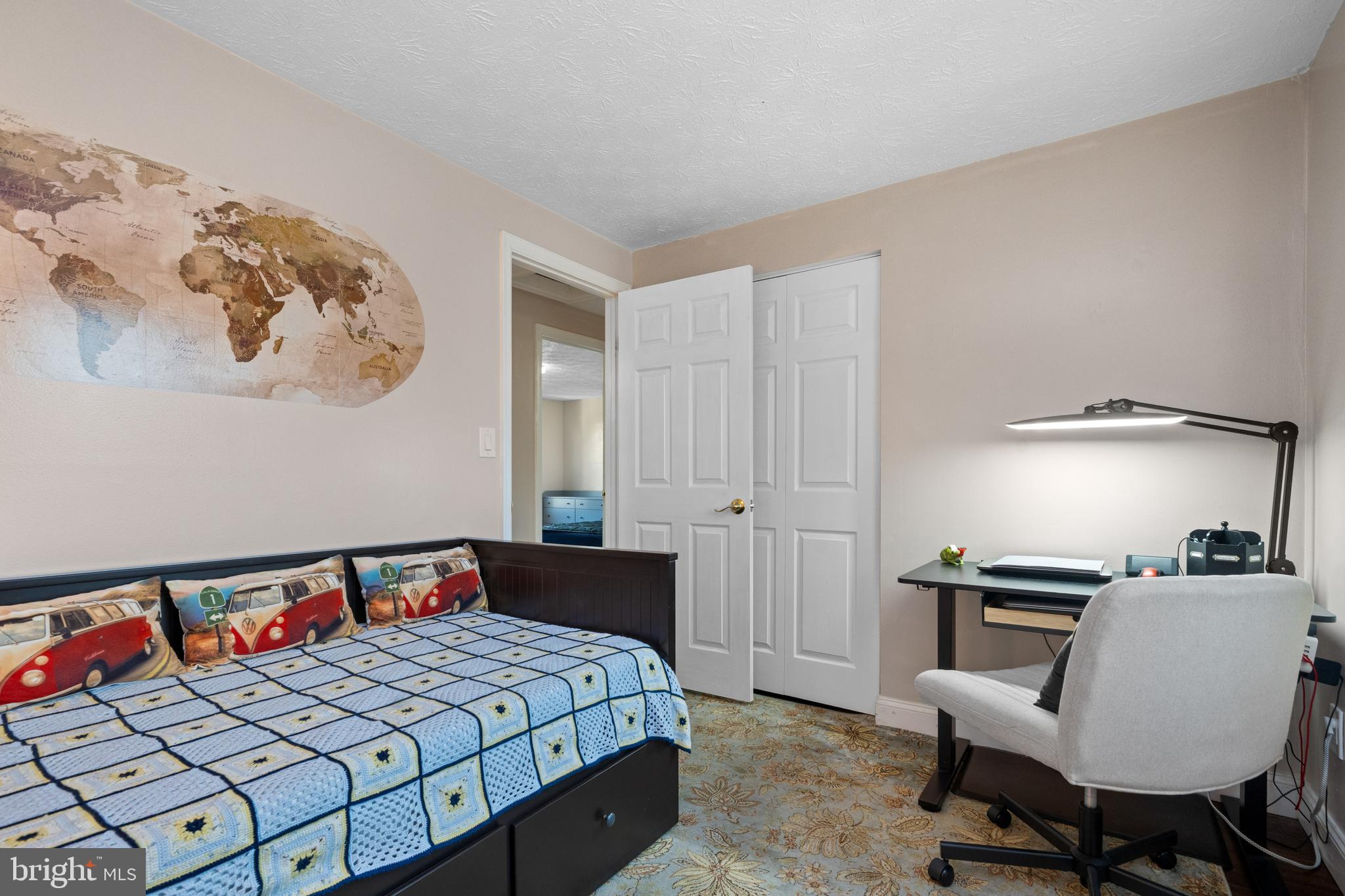 FAIRMONT - Residential