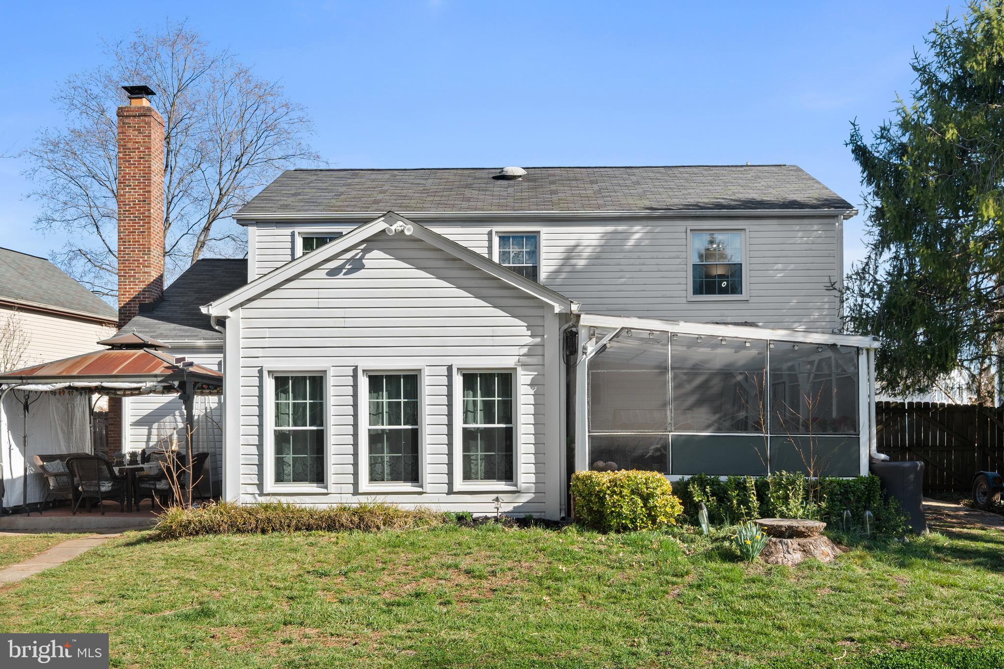 FAIRMONT - Residential