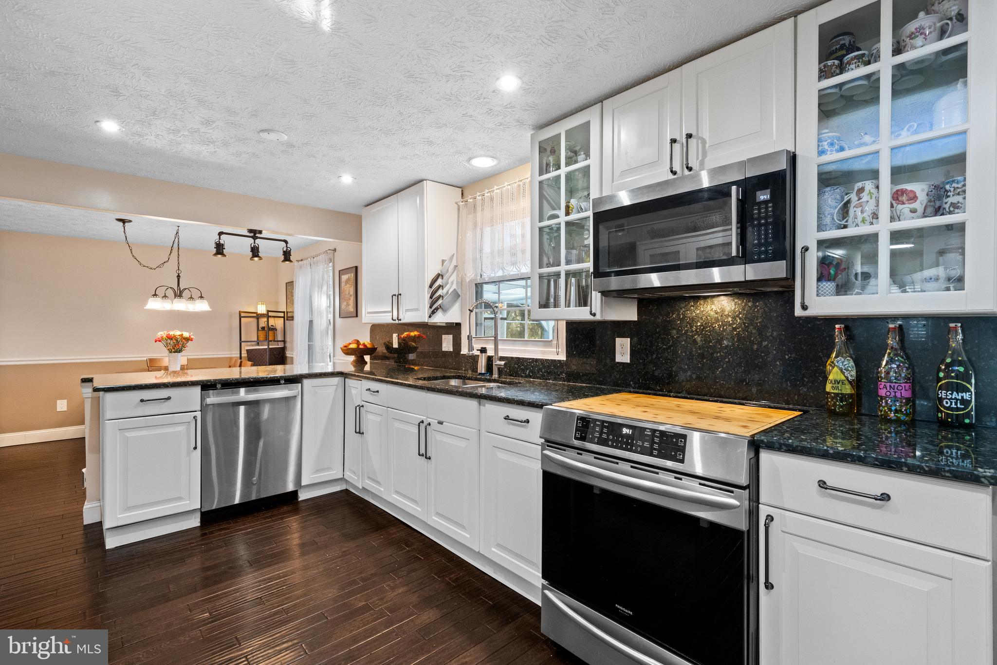 FAIRMONT - Residential