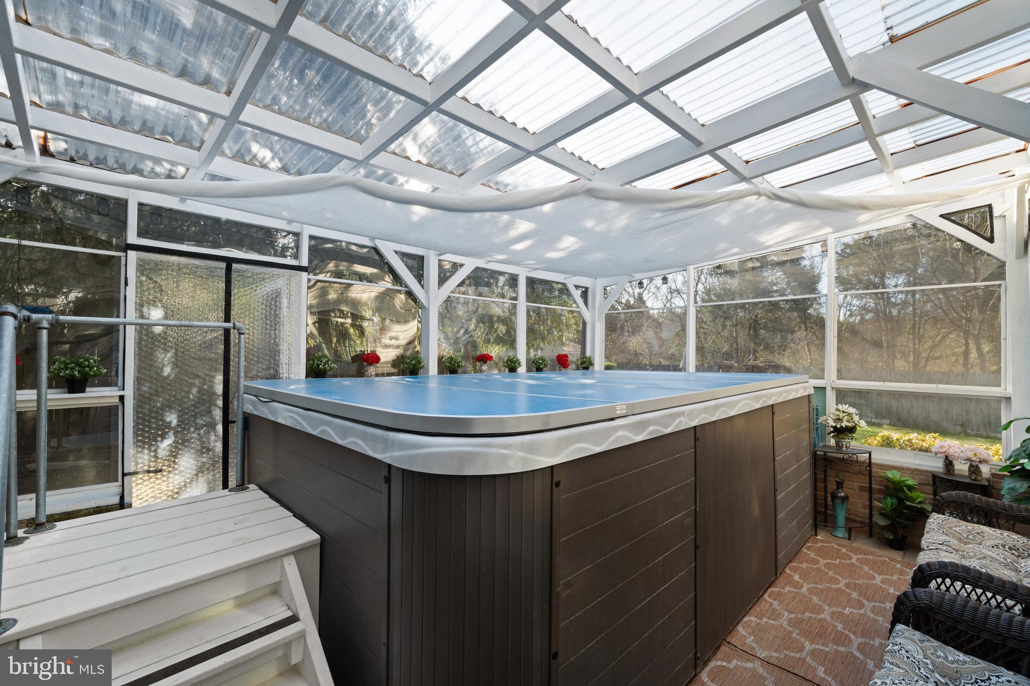 FAIRMONT - Residential