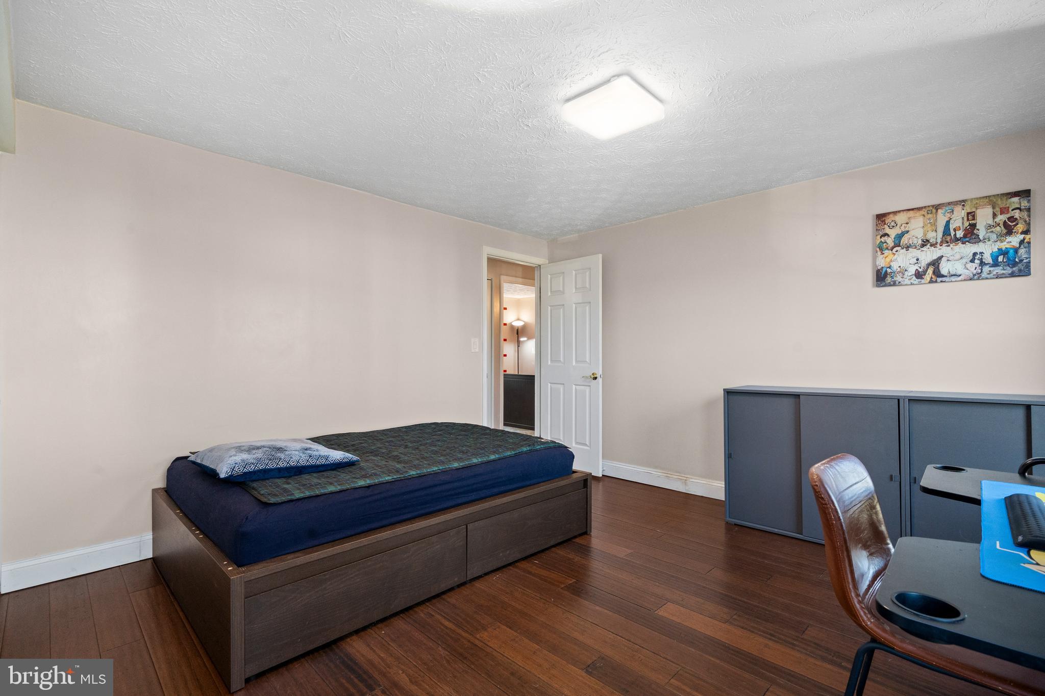 FAIRMONT - Residential