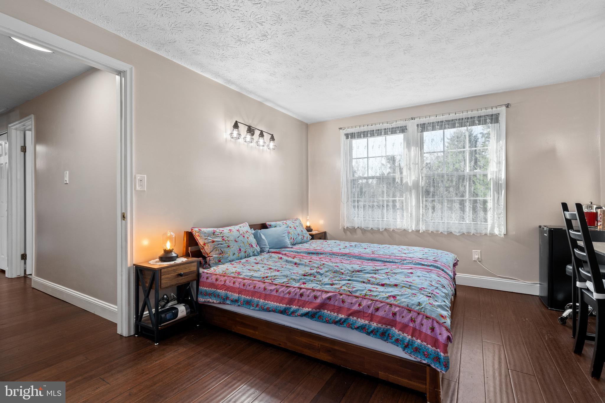 FAIRMONT - Residential